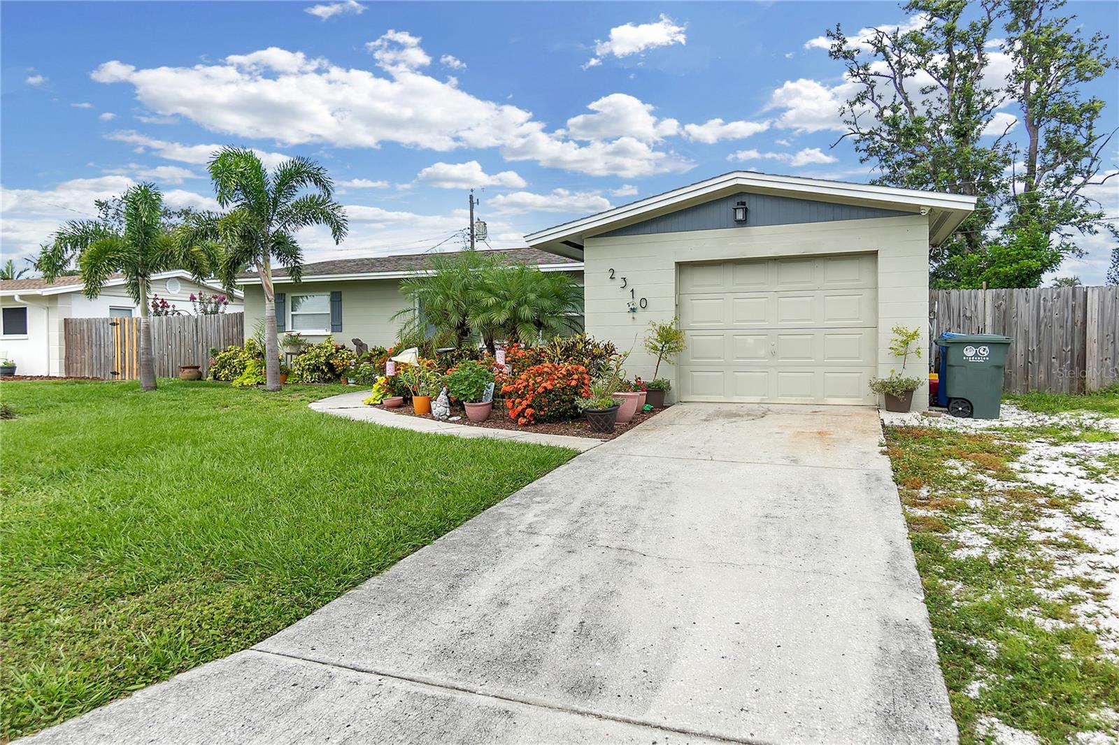 2310 33RD ST W, BRADENTON, FL, 34205