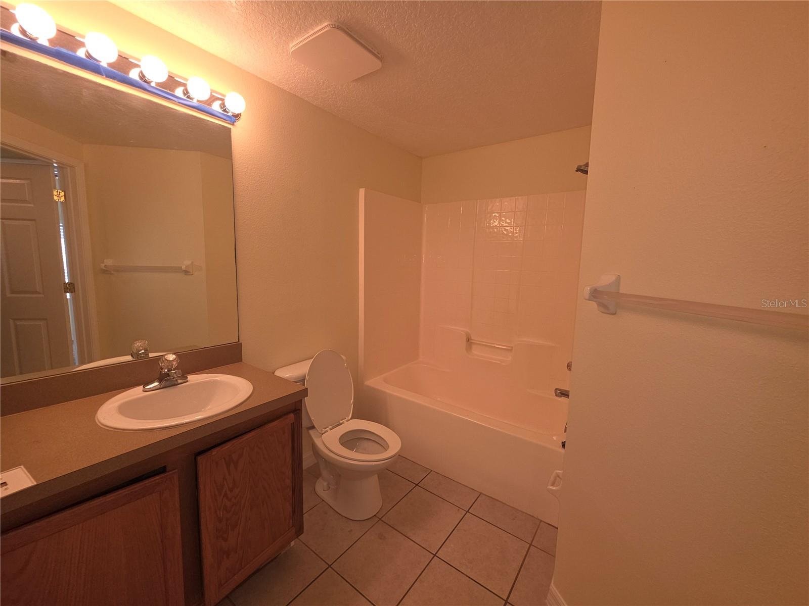 6446 CYPRESSDALE DR #102, RIVERVIEW, FL, 33578