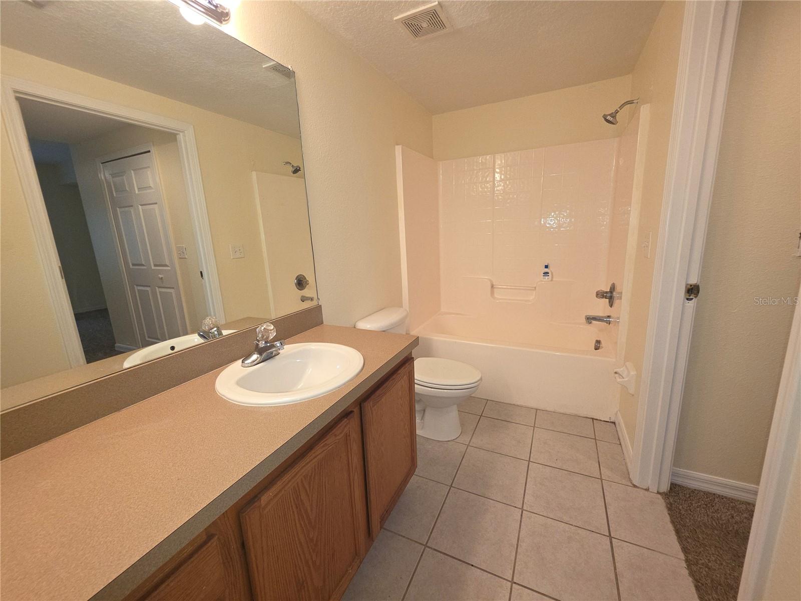 6446 CYPRESSDALE DR #102, RIVERVIEW, FL, 33578