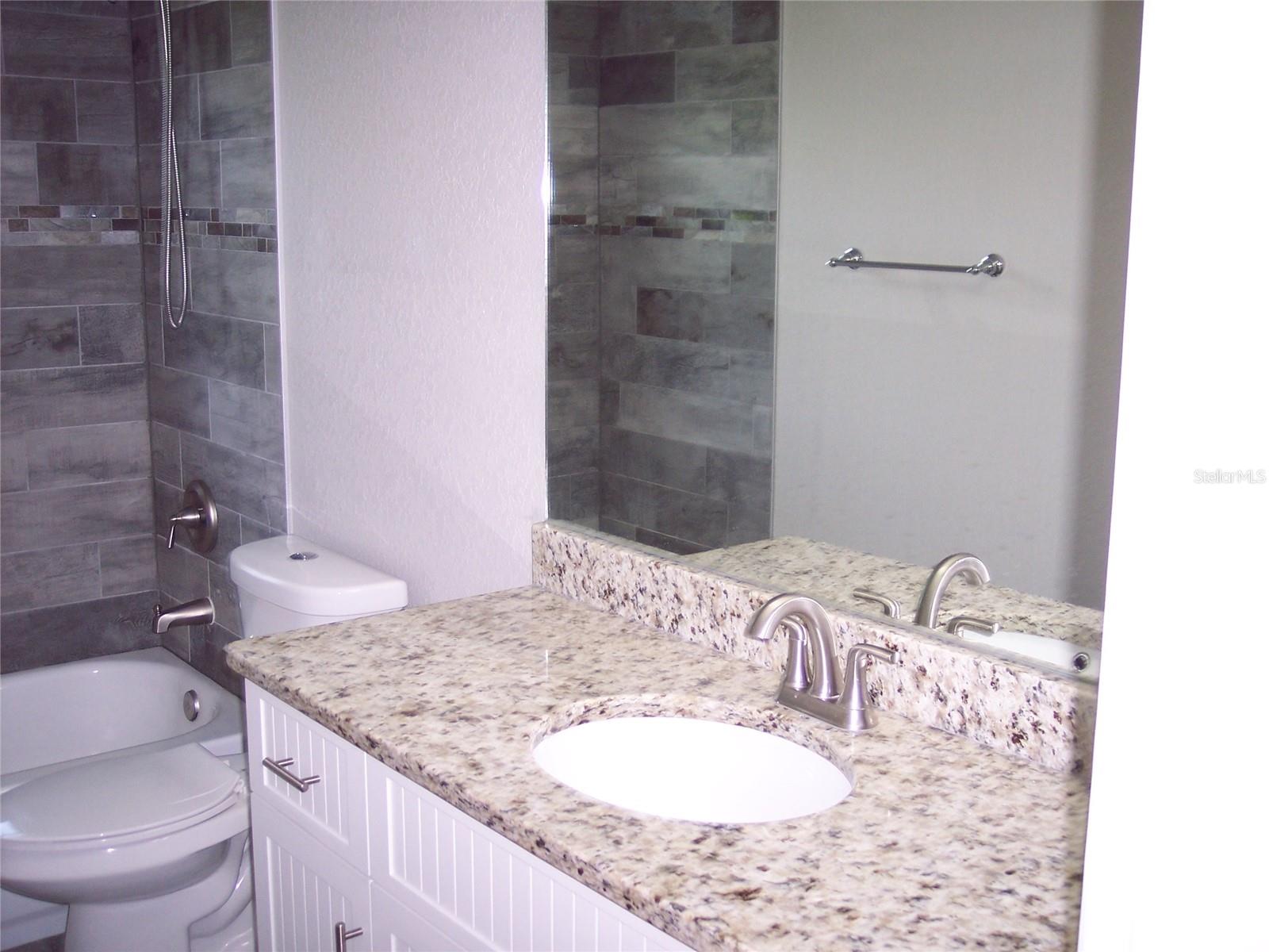 470 SUNSET RD N, ROTONDA WEST, FL, 33947