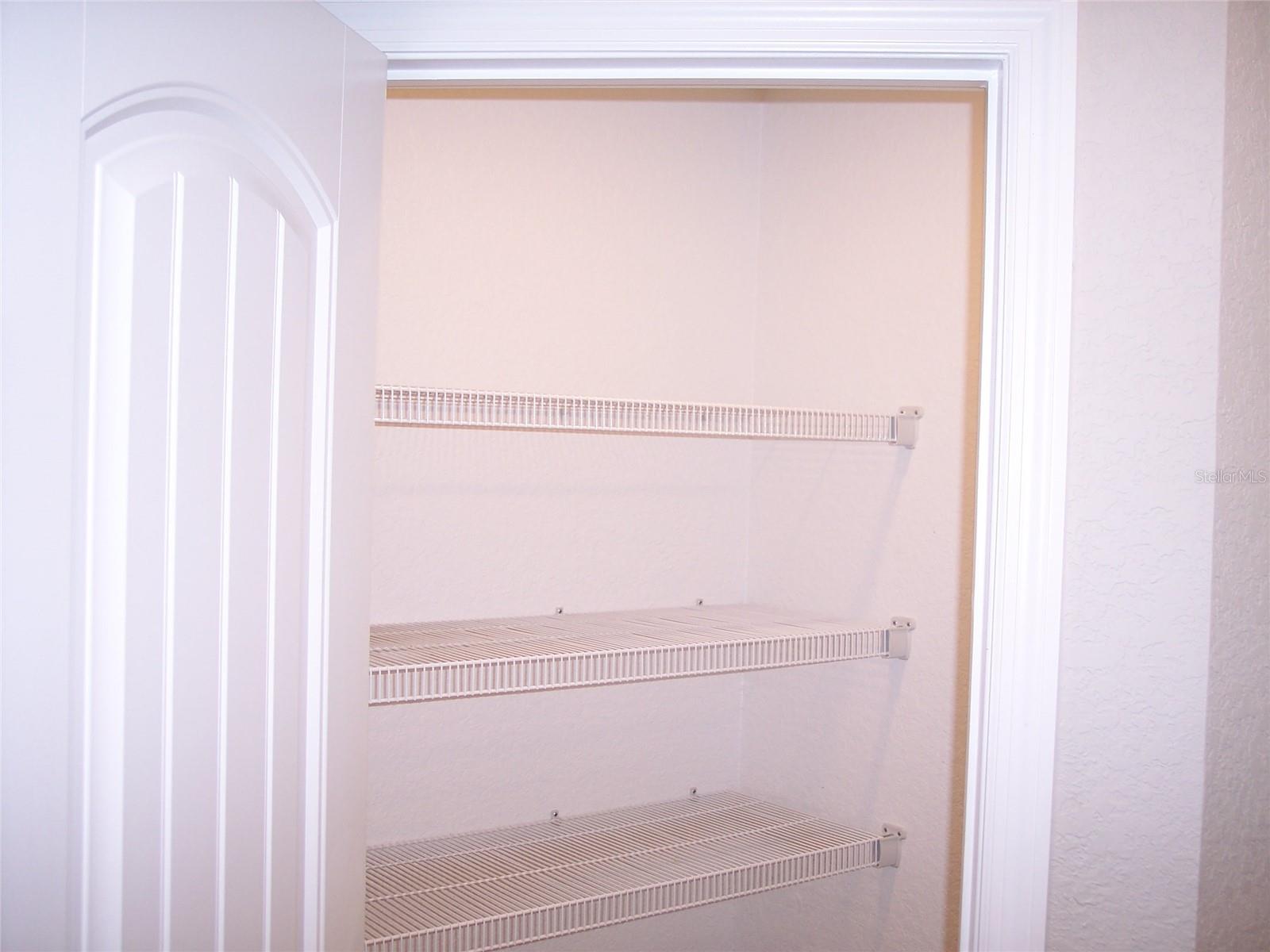 470 SUNSET RD N, ROTONDA WEST, FL, 33947