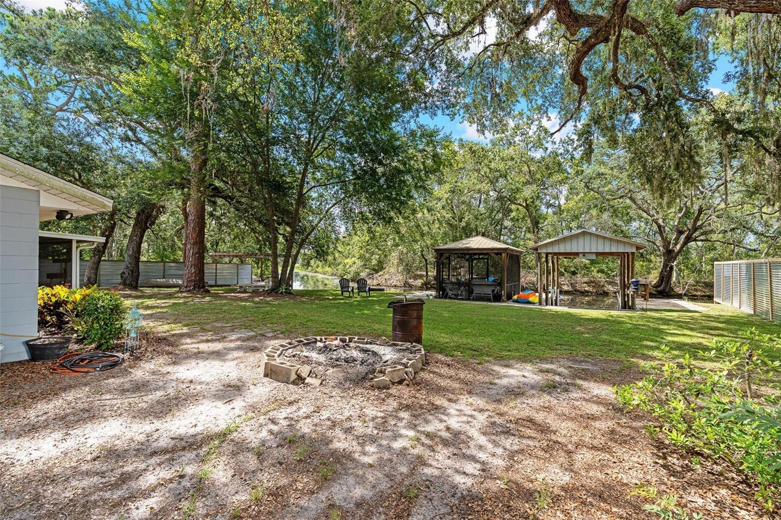 19094 SE 162ND ST, WEIRSDALE, FL, 32195