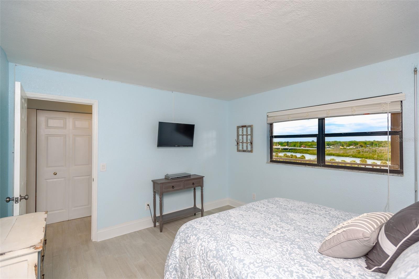 18650 GULF BLVD #604, INDIAN SHORES, FL, 33785