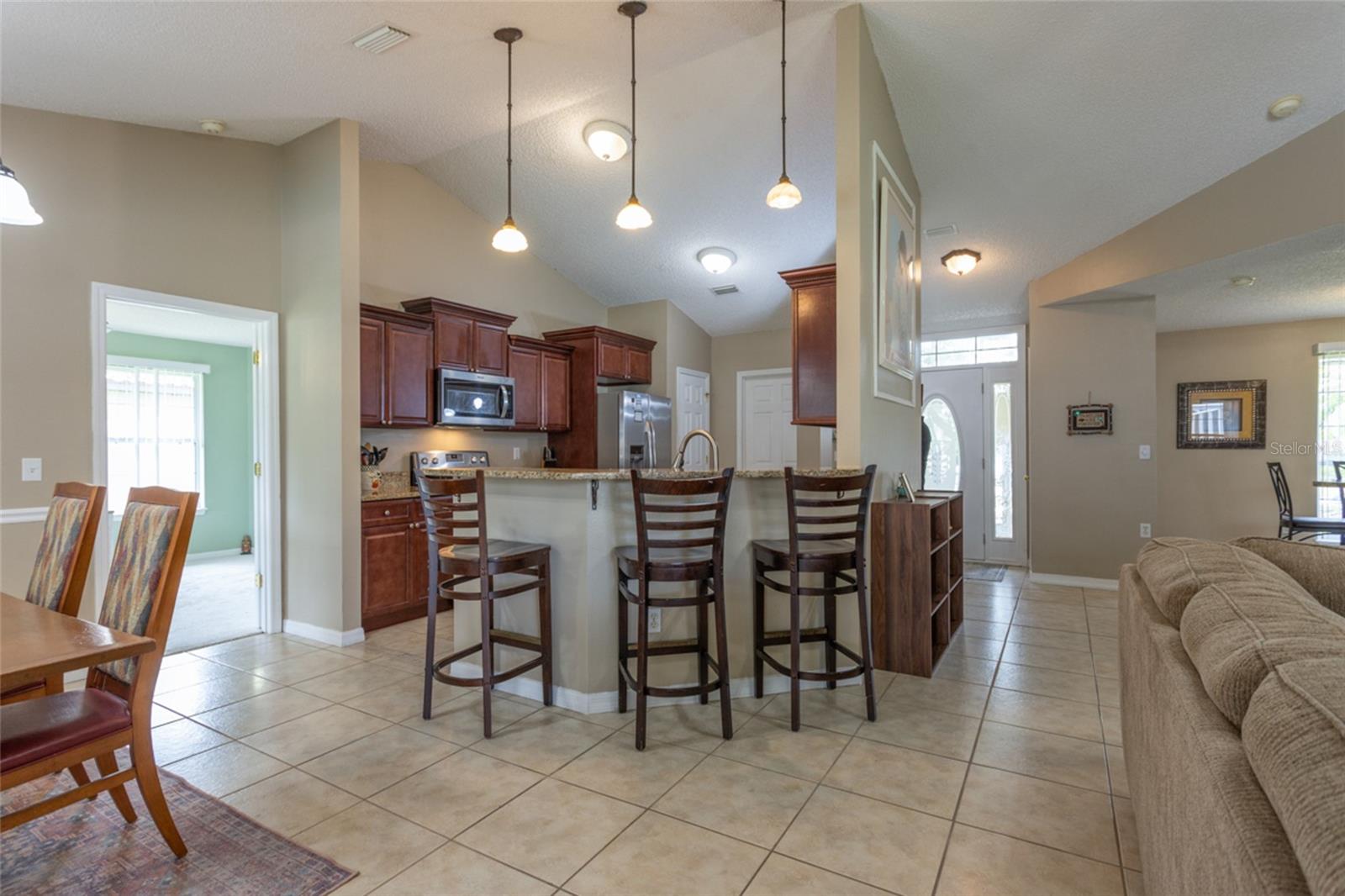 4 ESSINGTON LN, PALM COAST, FL, 32164