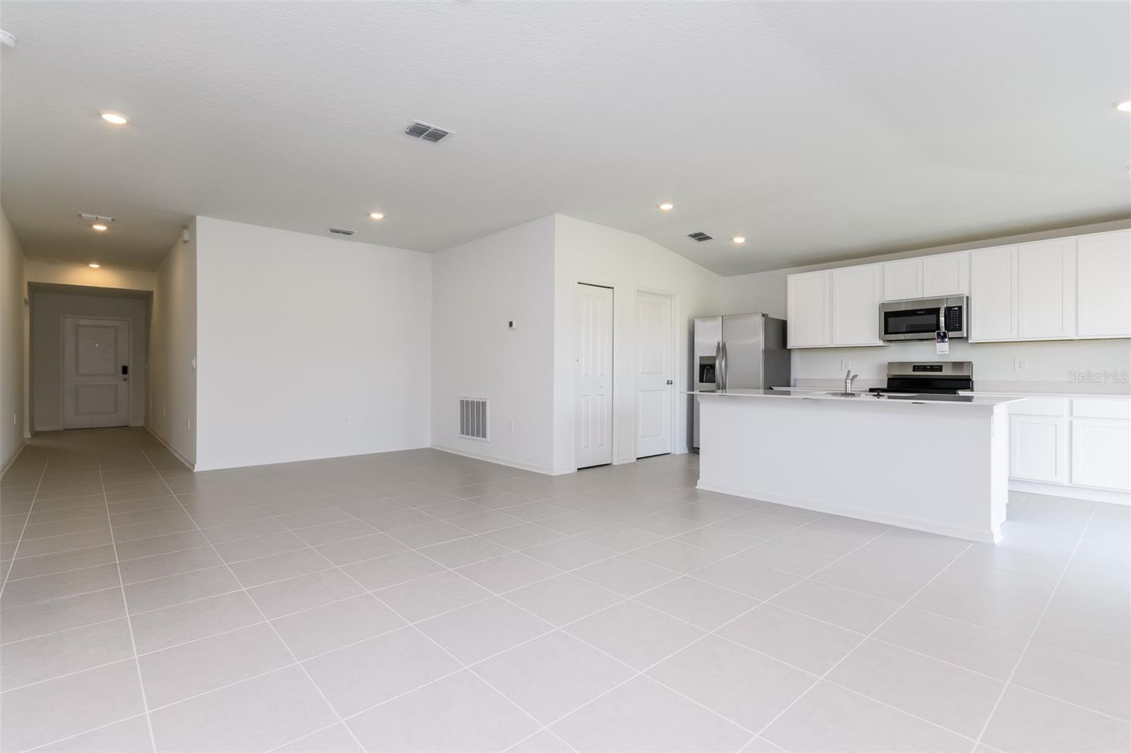 2442 MCKINLEY DR, LAKE WALES, FL, 33859