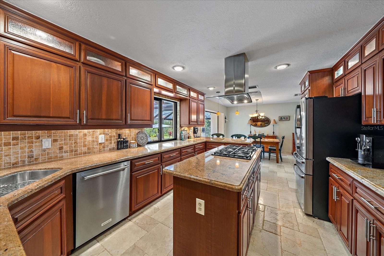 A4658087 Property Photo