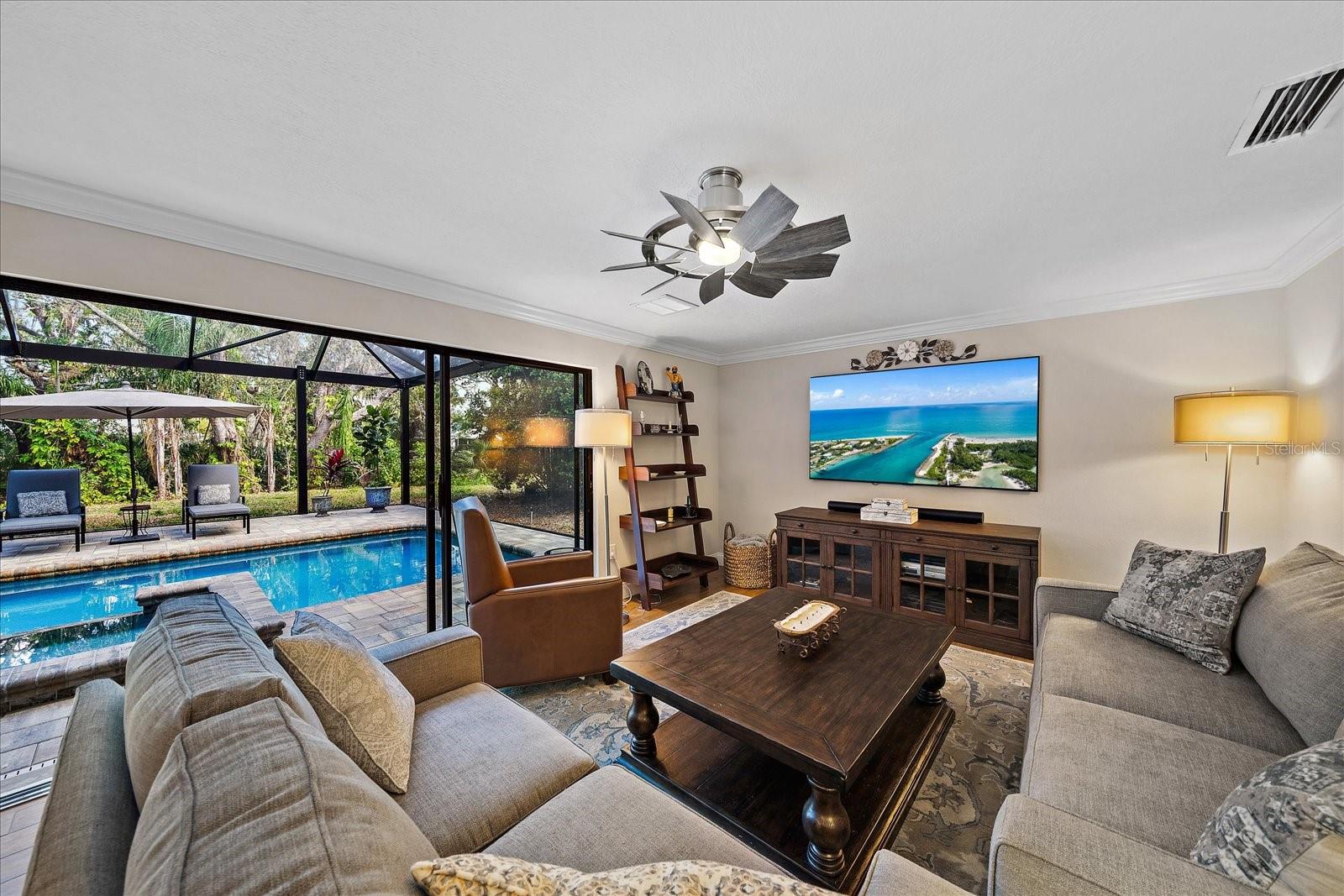 A4658087 Property Photo