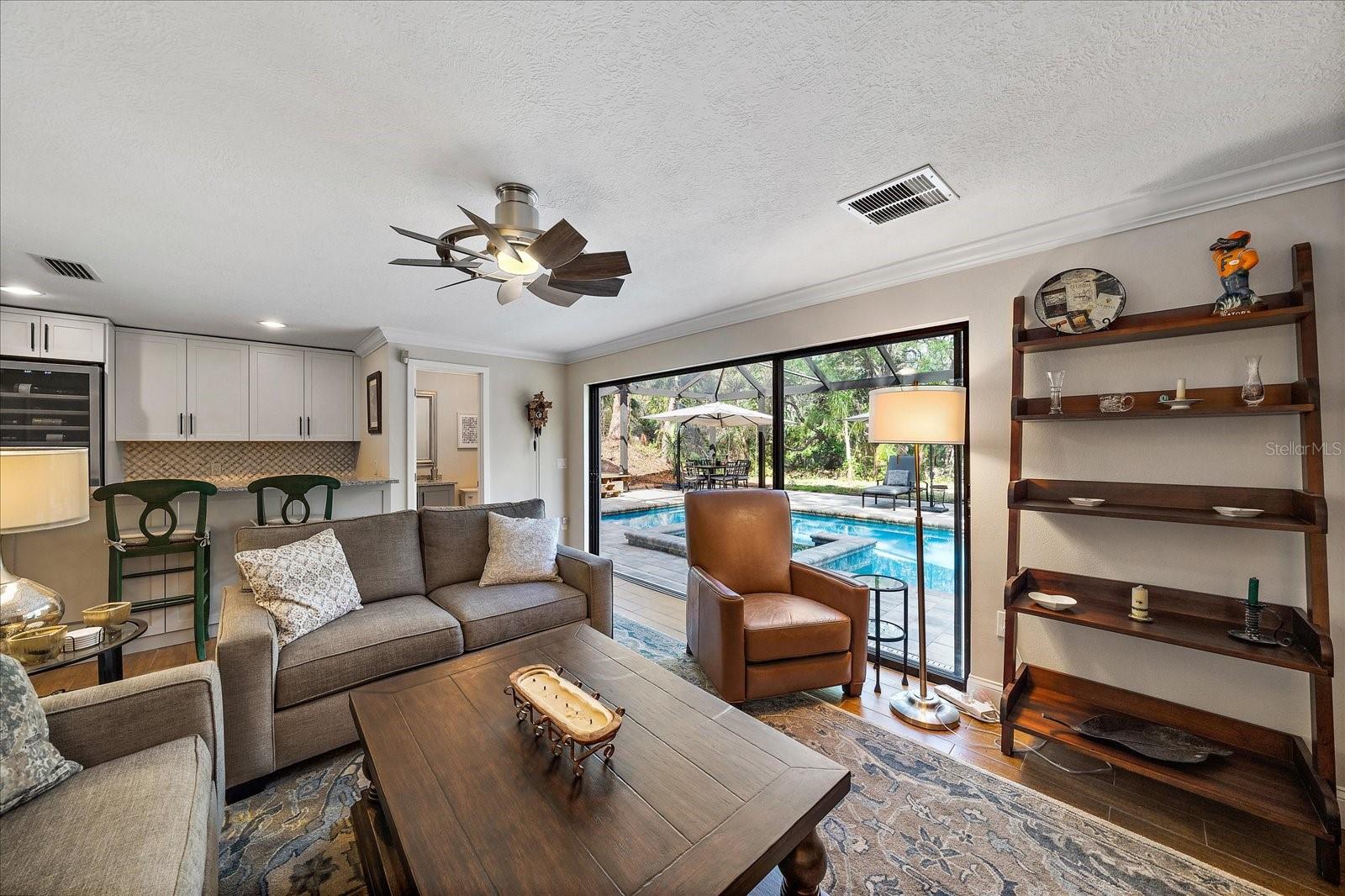 A4658087 Property Photo