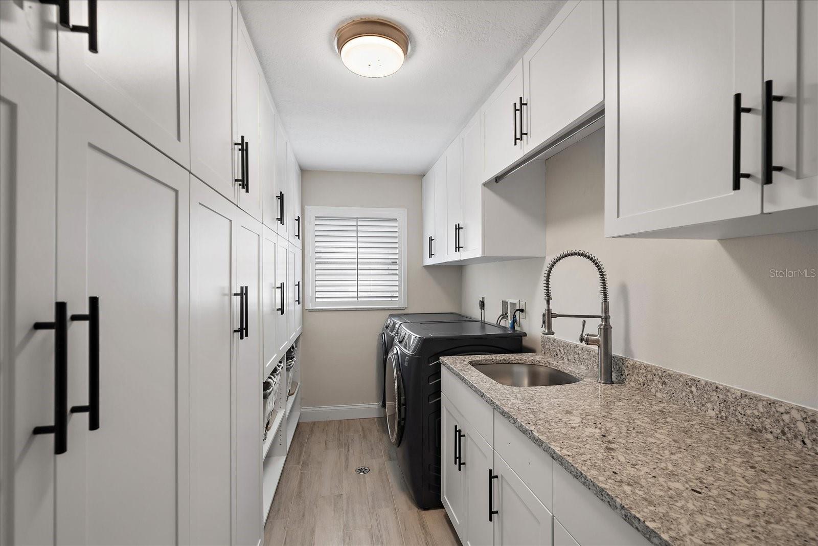 A4658087 Property Photo