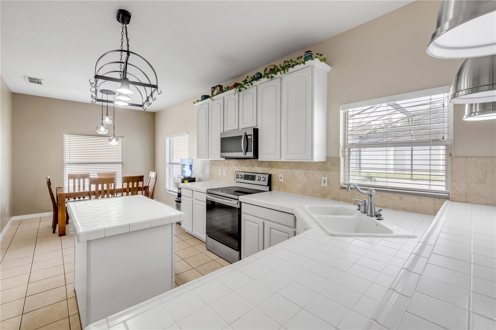 6710 SUNQUEST DR, ORLANDO, FL, 32835