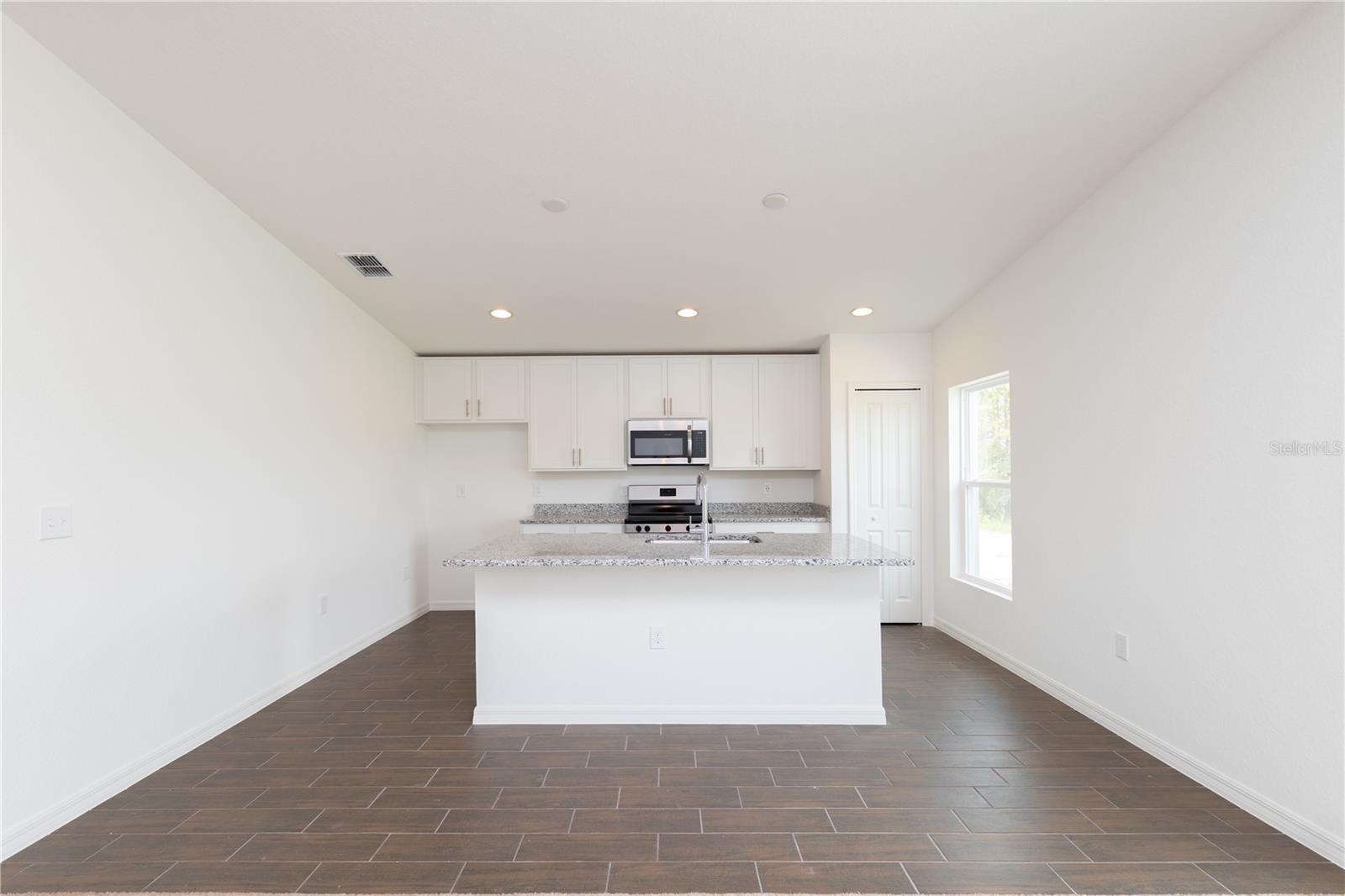 963 LUNAR LN, WINTER HAVEN, FL, 33884