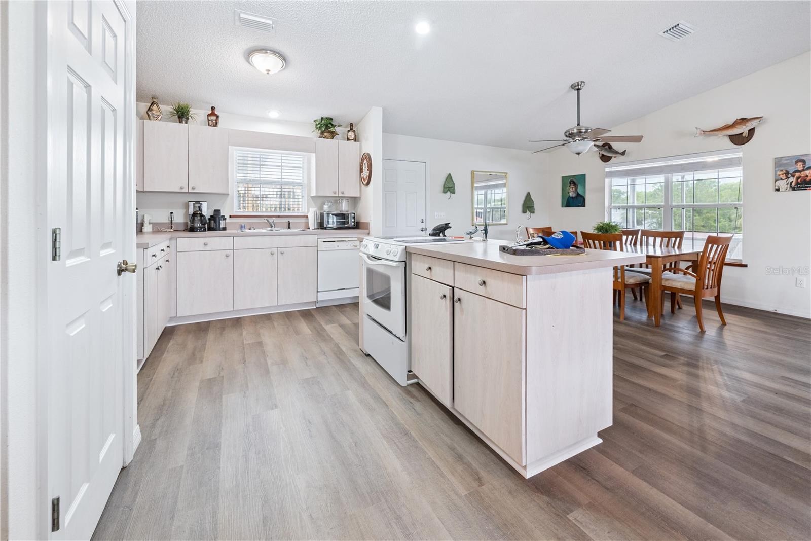 78 SE 901 AVE, SUWANNEE, FL, 32692