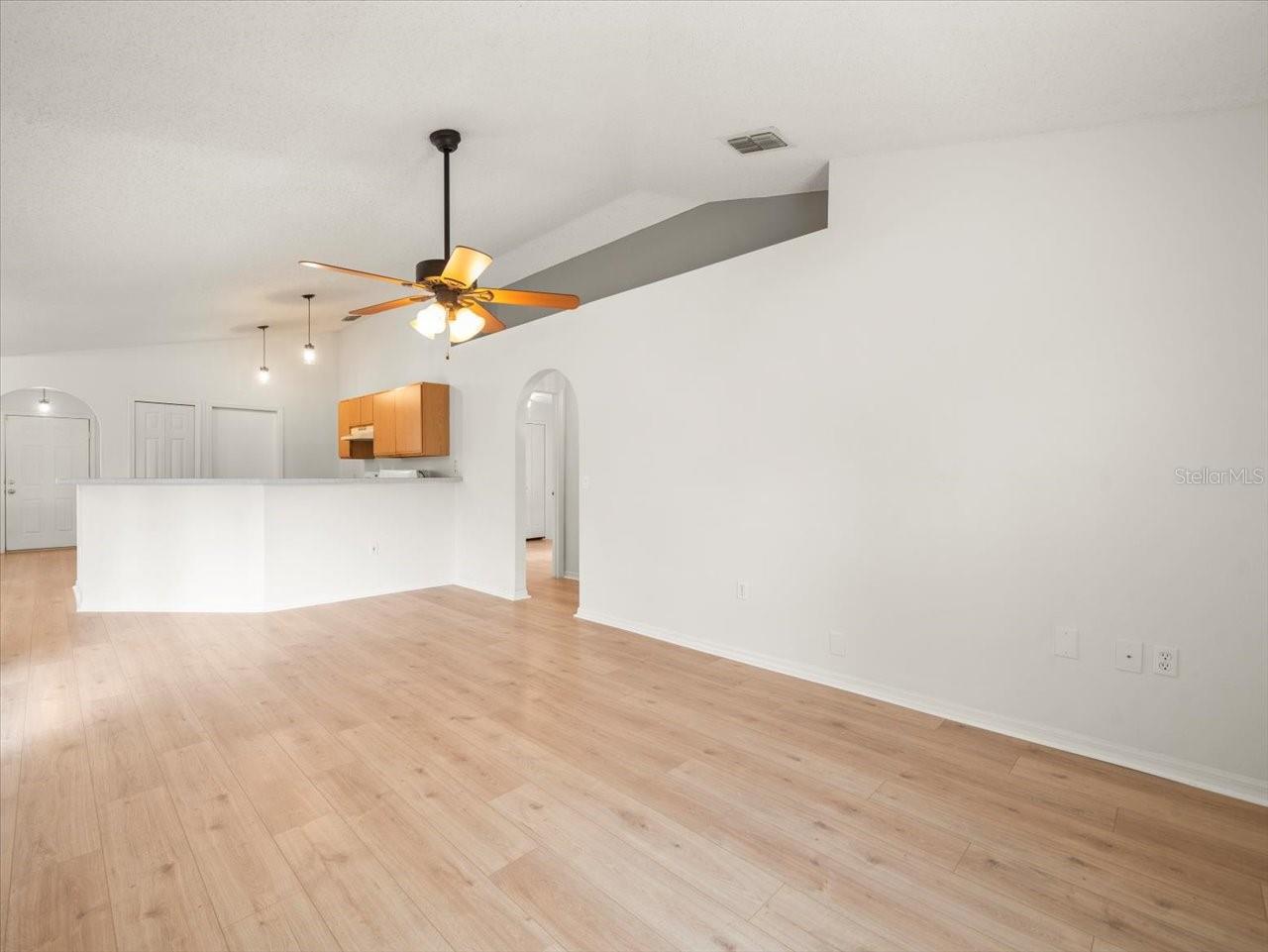 6098 PARNELL AVE, SPRING HILL, FL, 34608