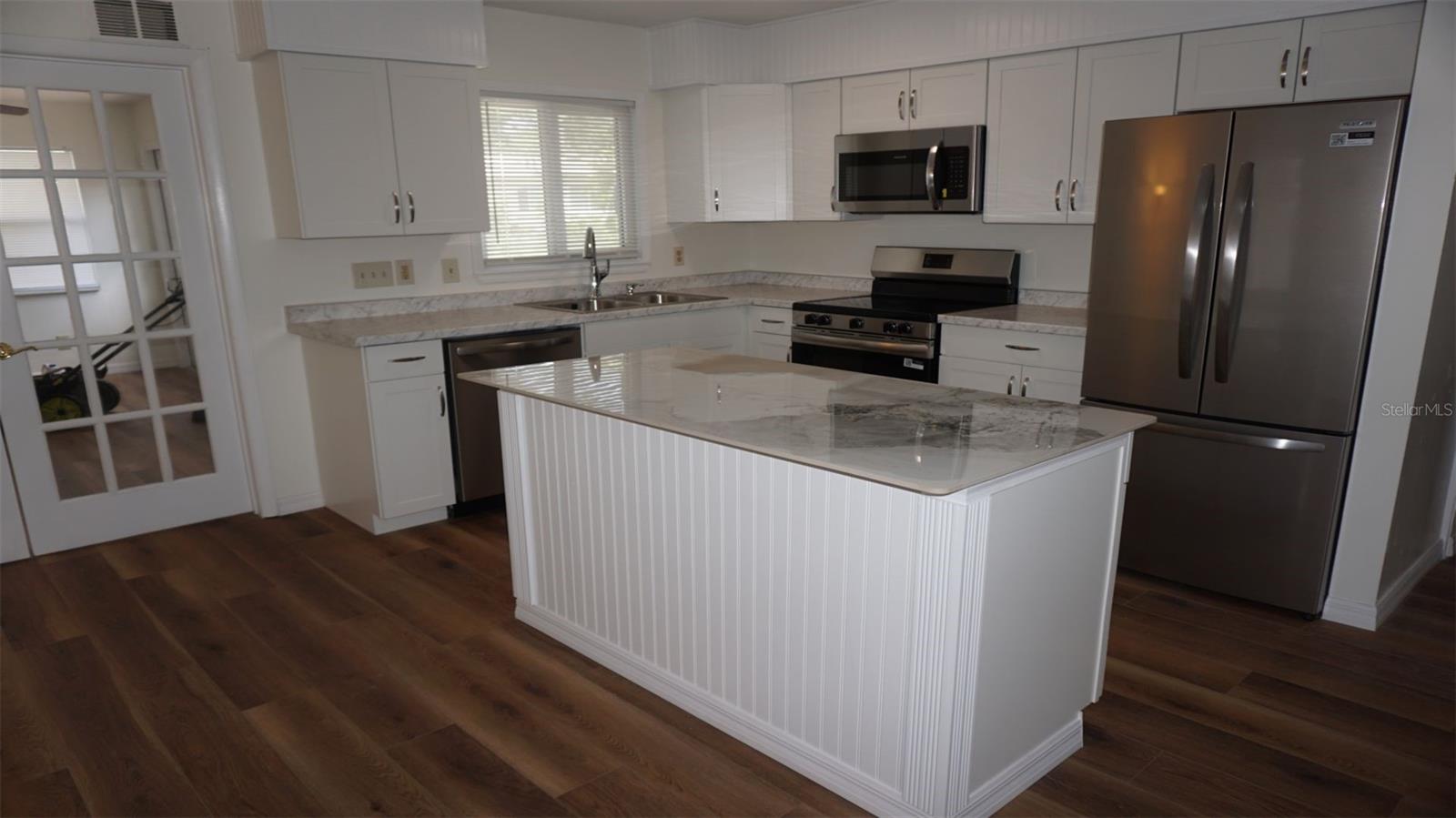 717 75TH ST N, ST PETERSBURG, FL, 33710