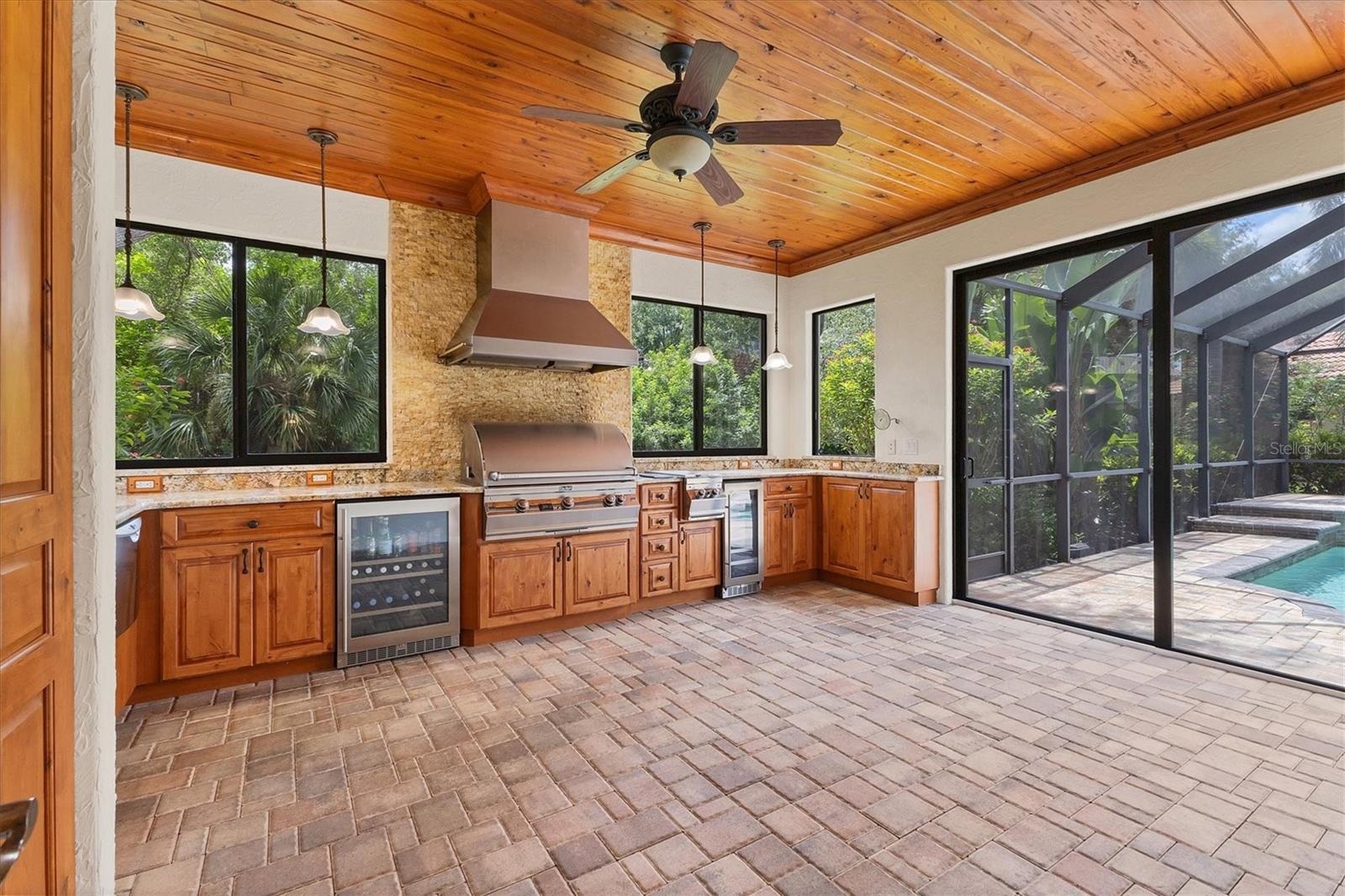A4658089 Property Photo