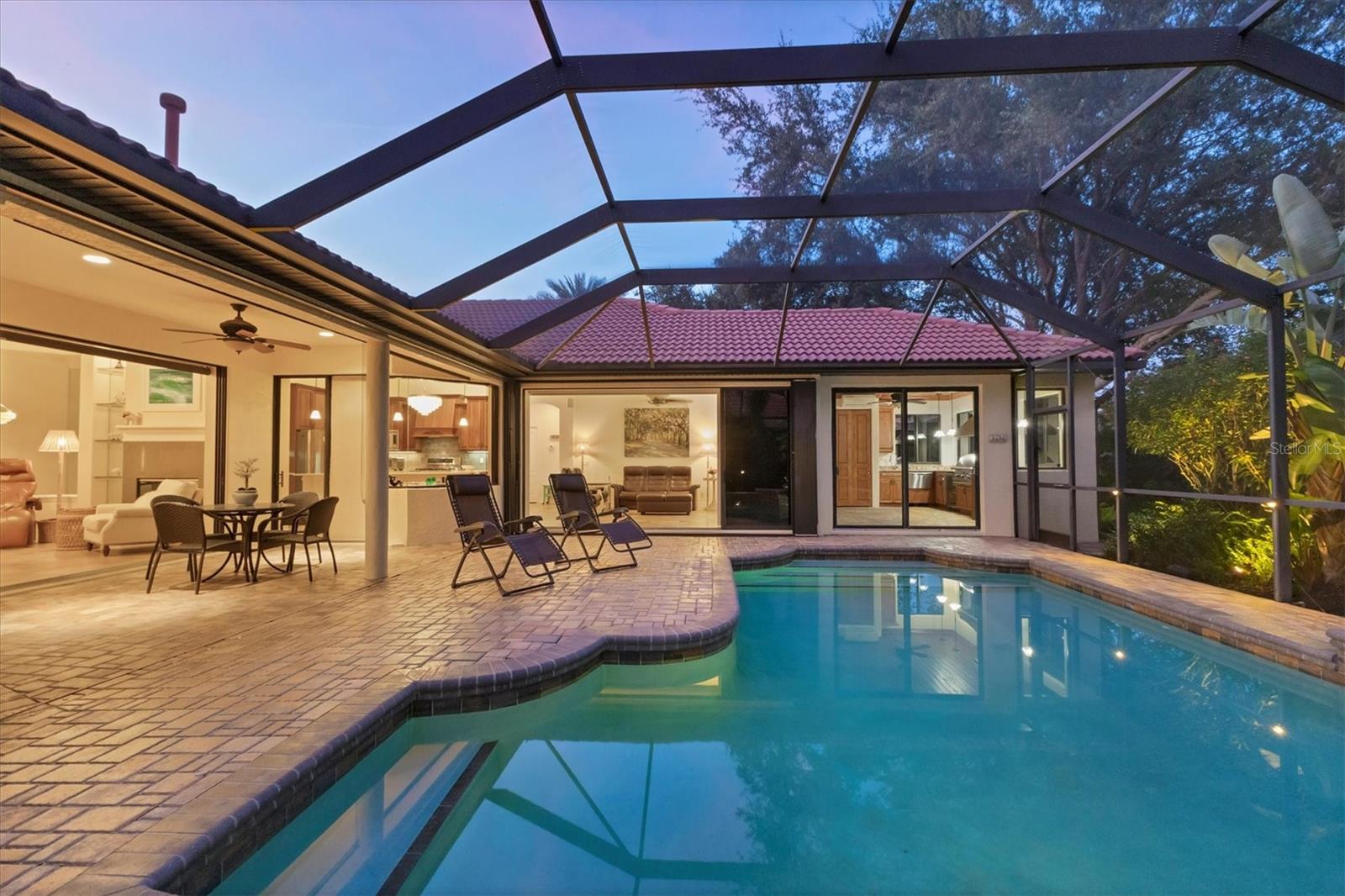 A4658089 Property Photo