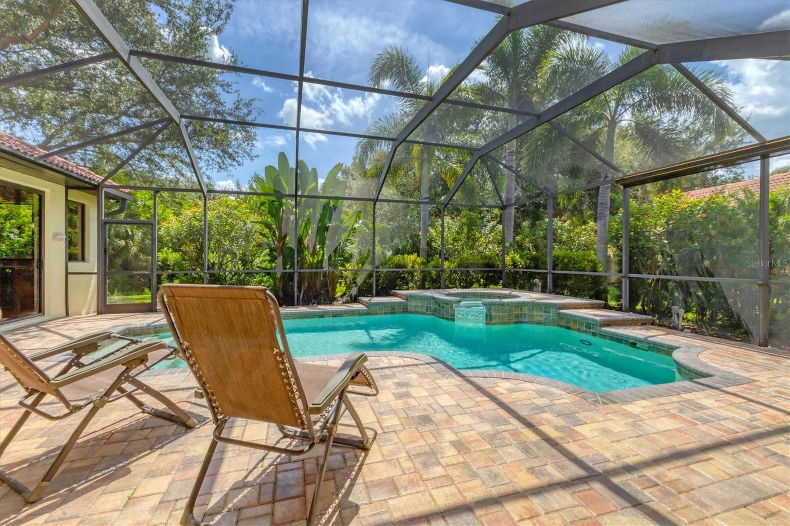A4658089 Property Photo
