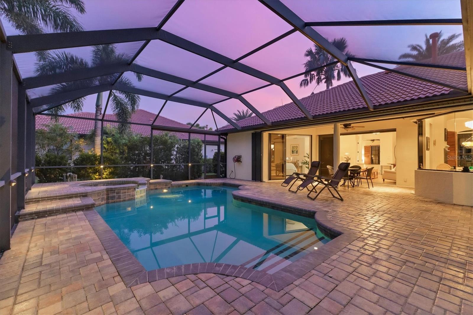 A4658089 Property Photo