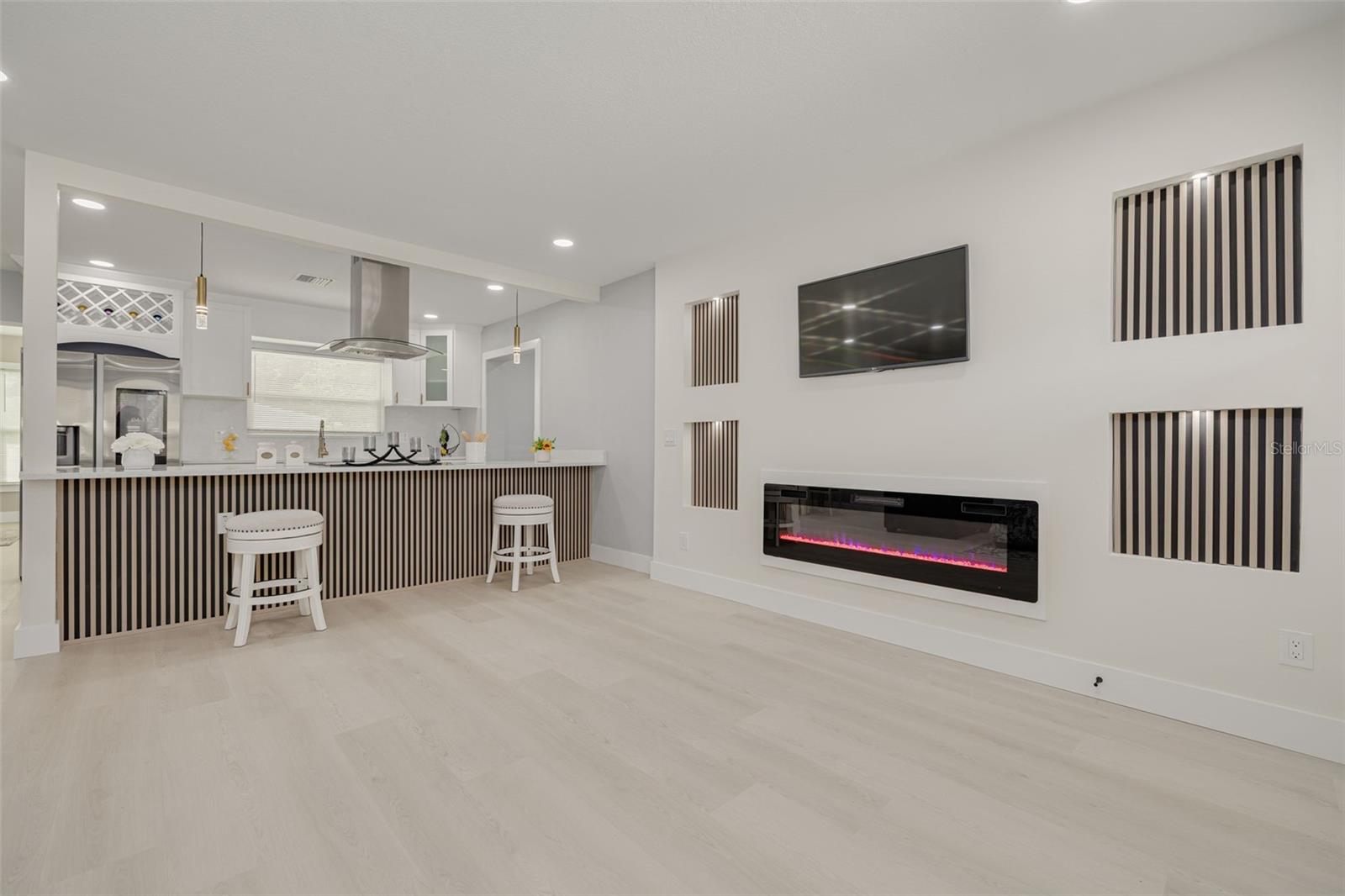 912 PINEVIEW AVE, CLEARWATER, FL, 33756