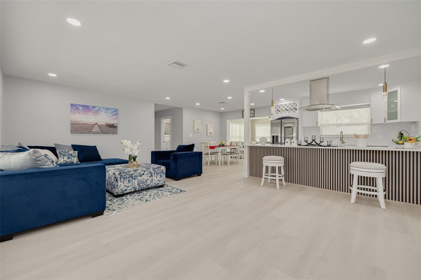 912 PINEVIEW AVE, CLEARWATER, FL, 33756