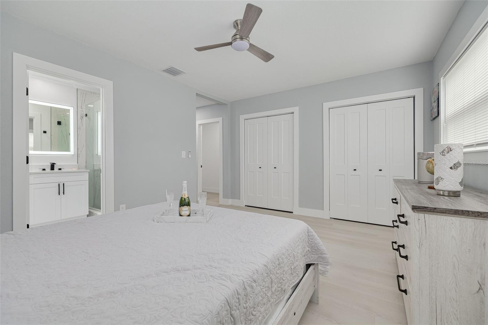 912 PINEVIEW AVE, CLEARWATER, FL, 33756