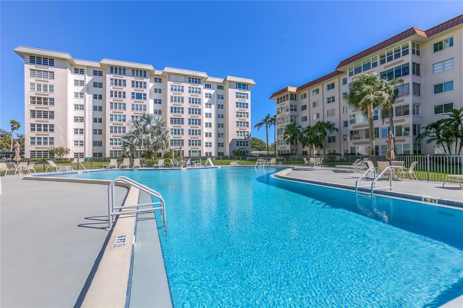 632 EDGEWATER DR #633, DUNEDIN, FL, 34698