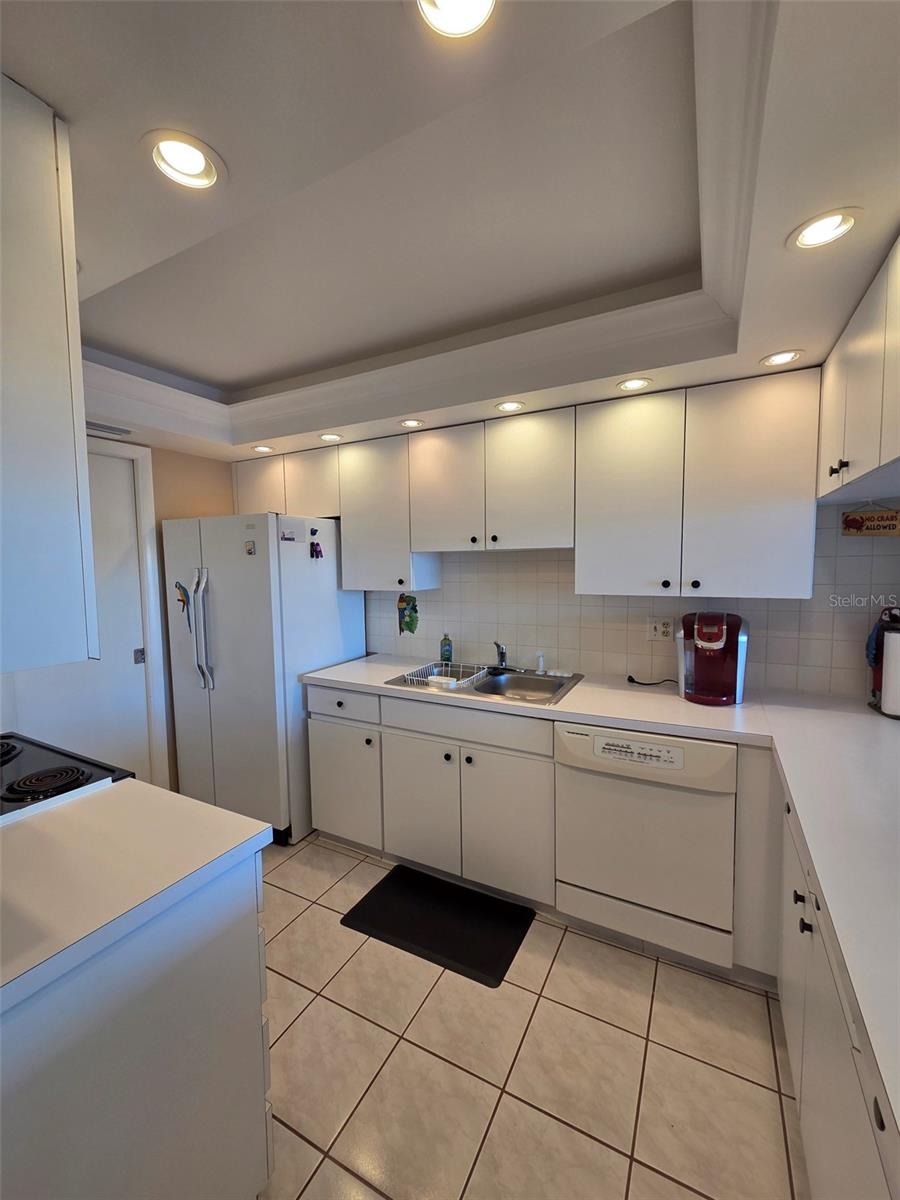 632 EDGEWATER DR #633, DUNEDIN, FL, 34698