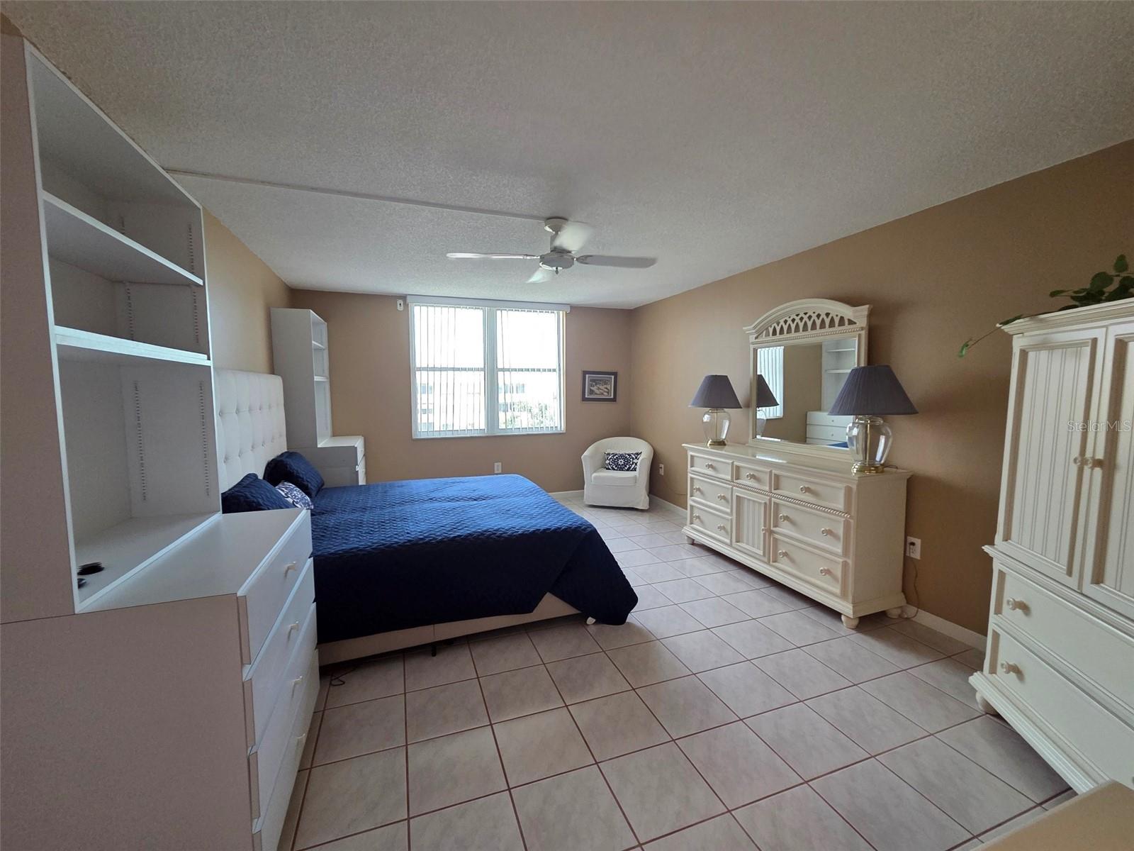 632 EDGEWATER DR #633, DUNEDIN, FL, 34698