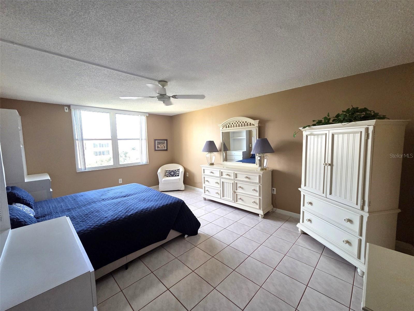 632 EDGEWATER DR #633, DUNEDIN, FL, 34698