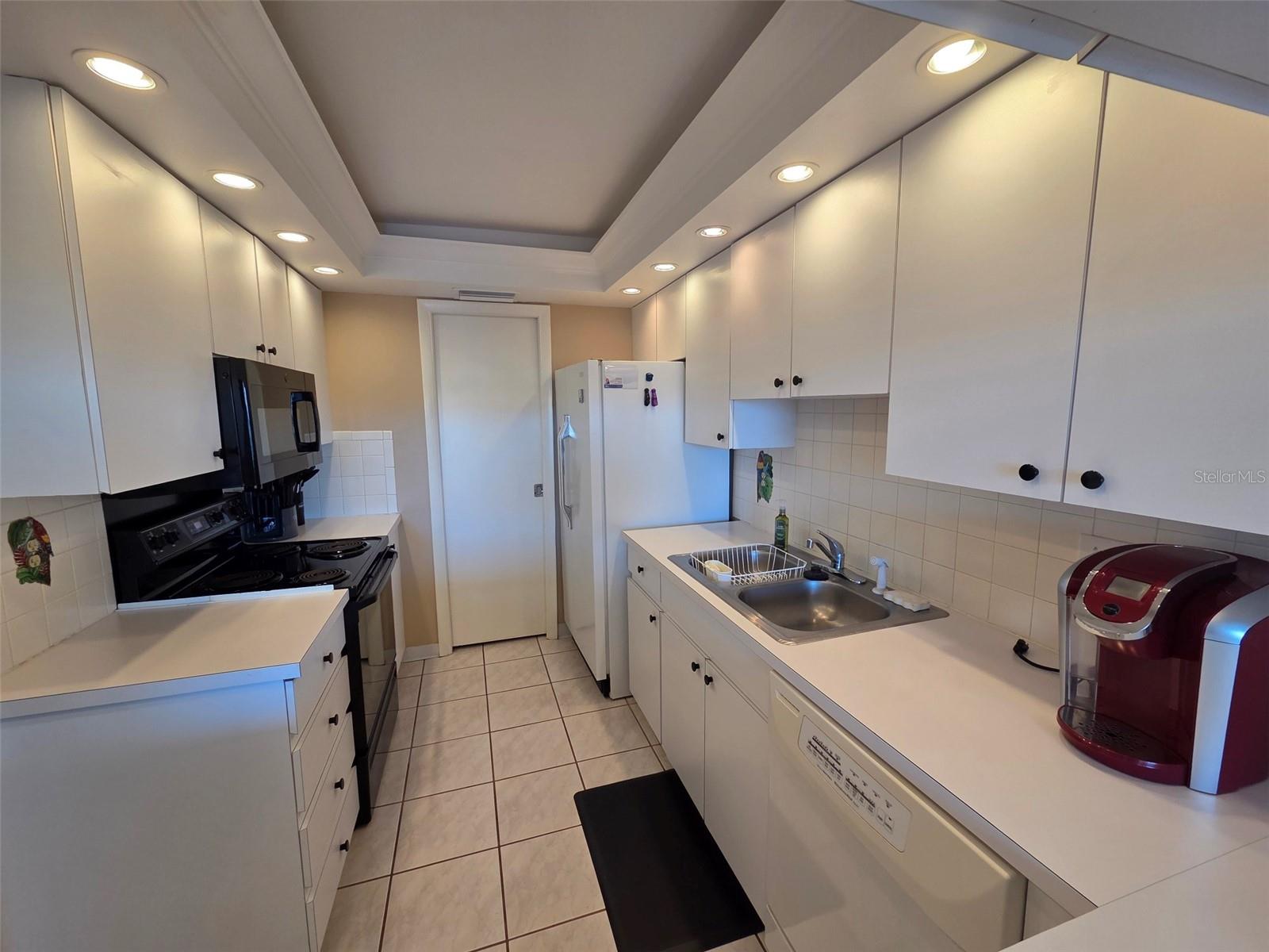 632 EDGEWATER DR #633, DUNEDIN, FL, 34698