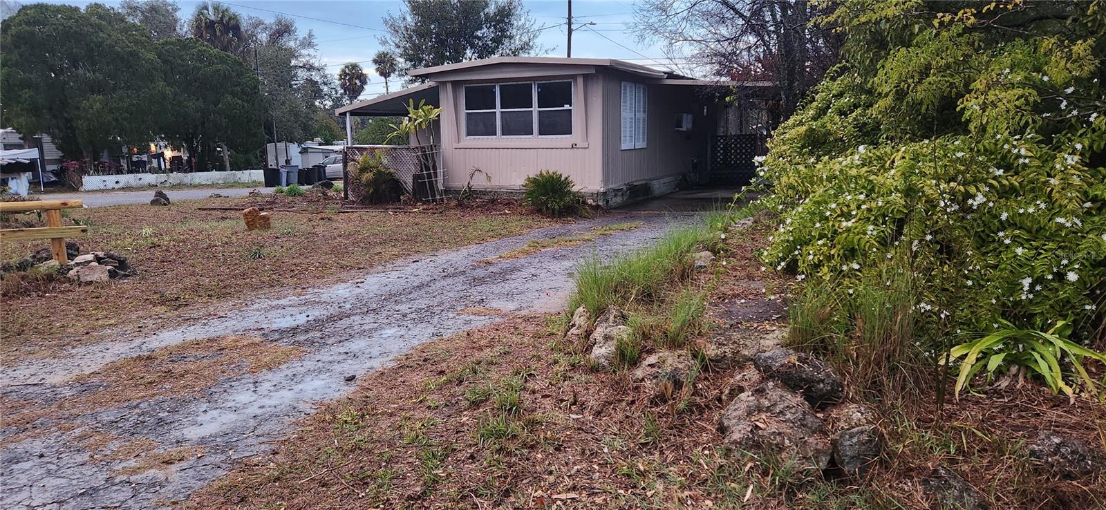 TB8404511 Property Photo