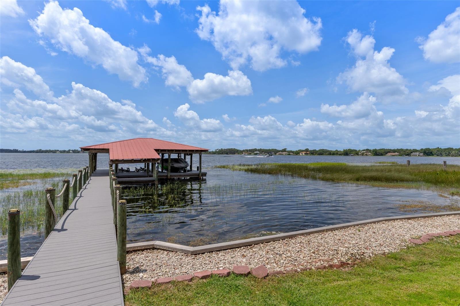 O6324706 Property Photo