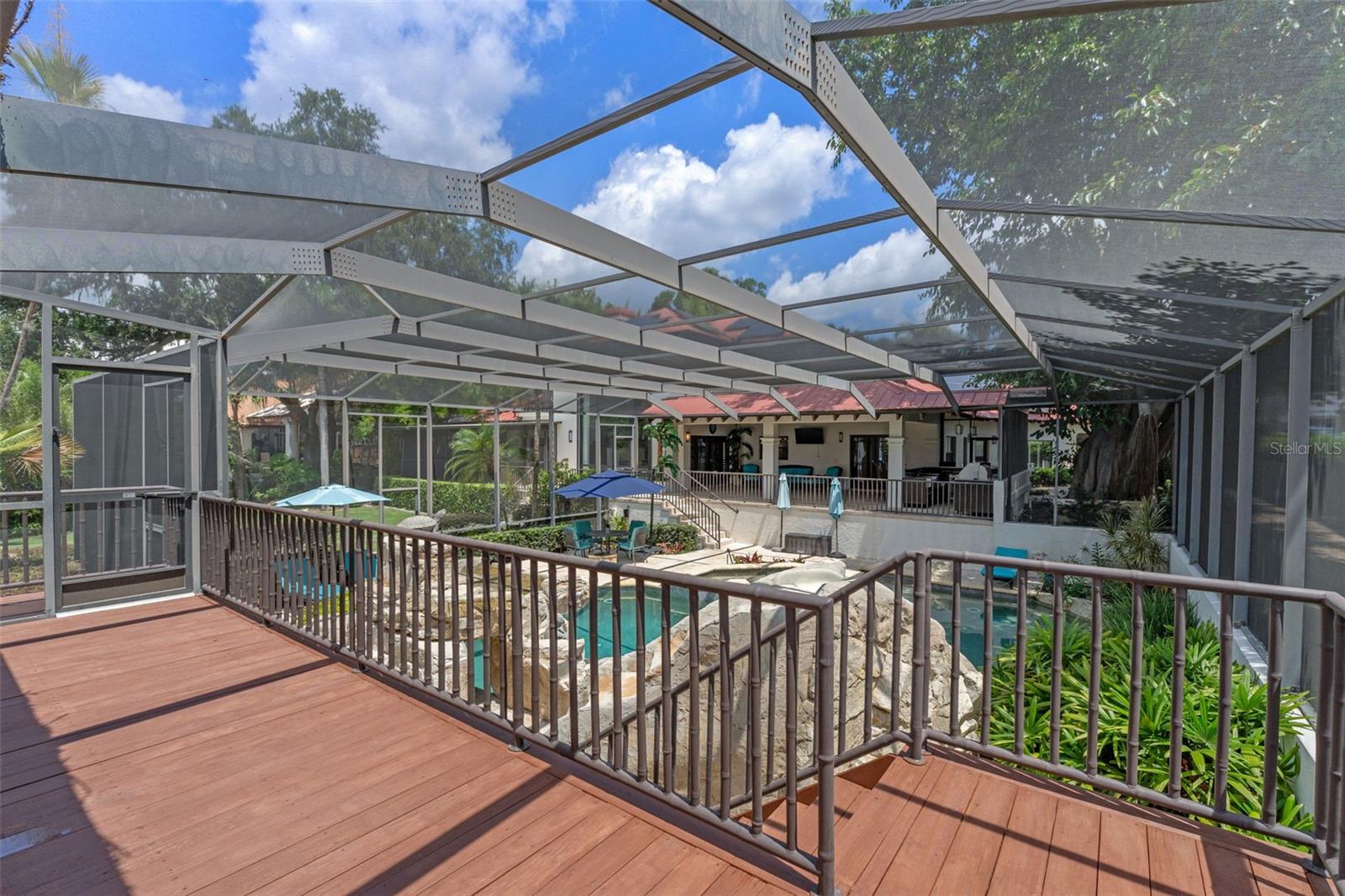 O6324706 Property Photo