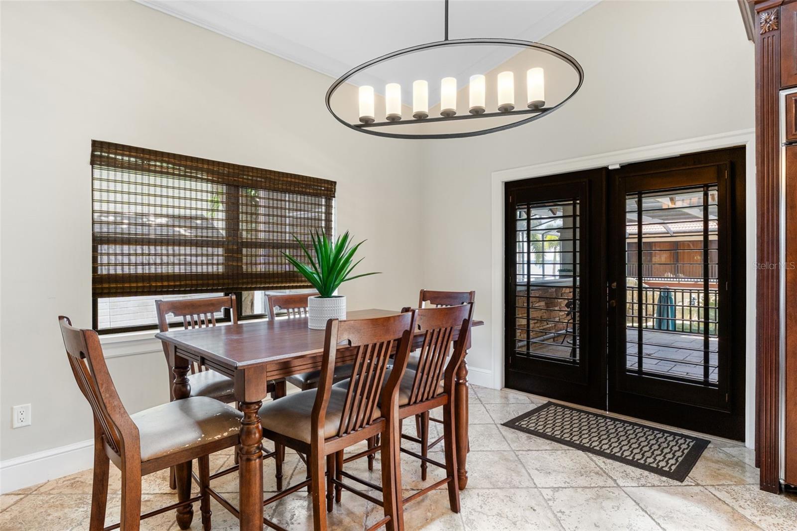 O6324706 Property Photo