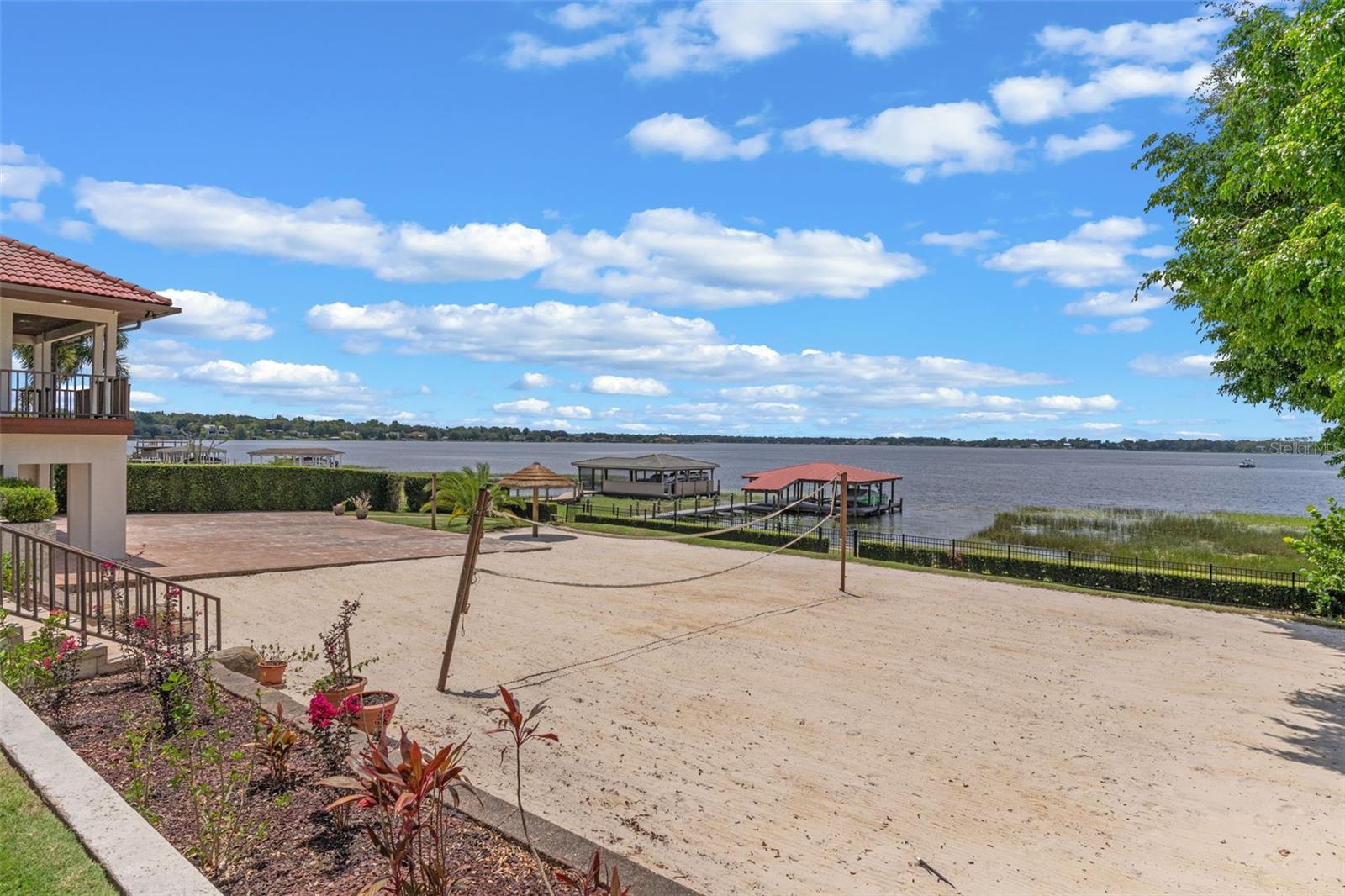 O6324706 Property Photo