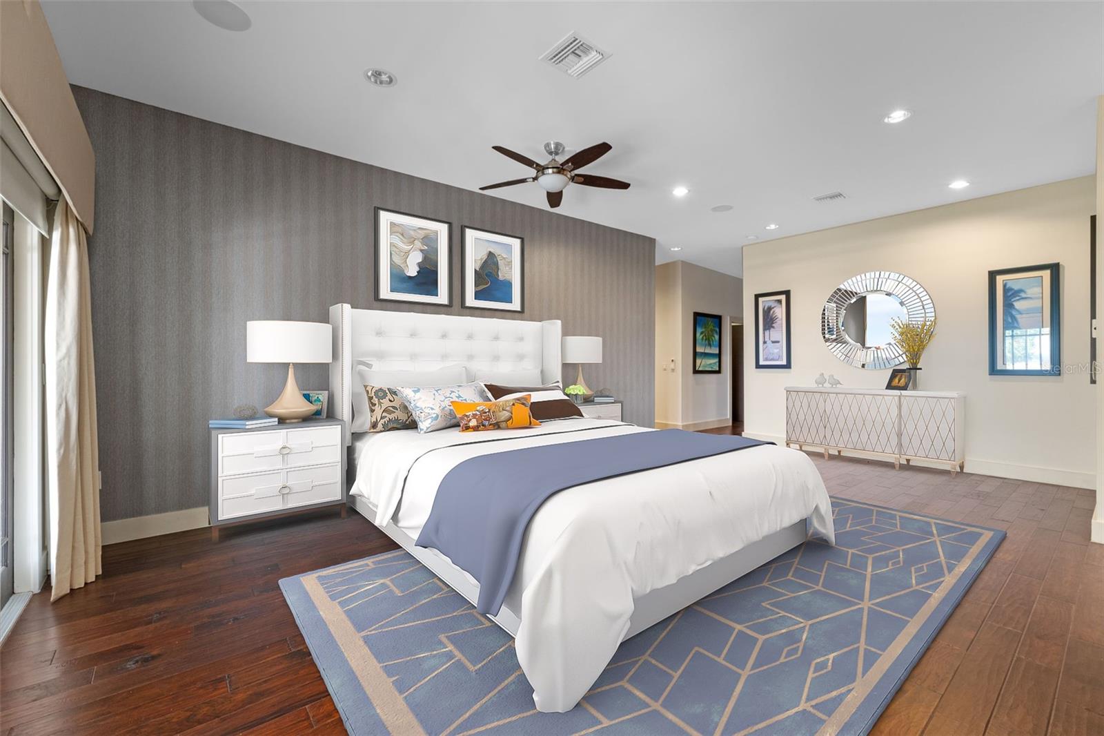 O6324706 Property Photo