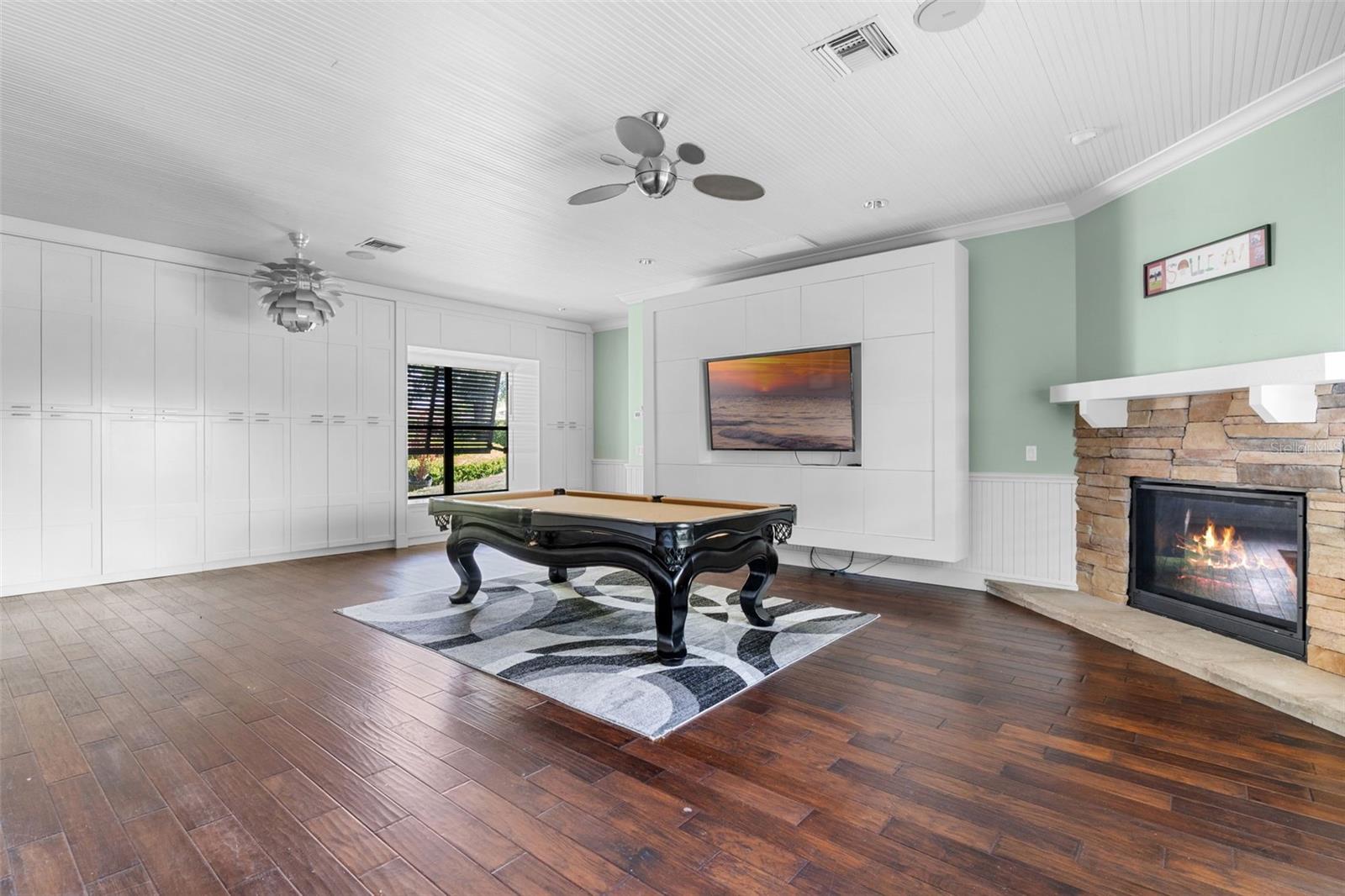 O6324706 Property Photo