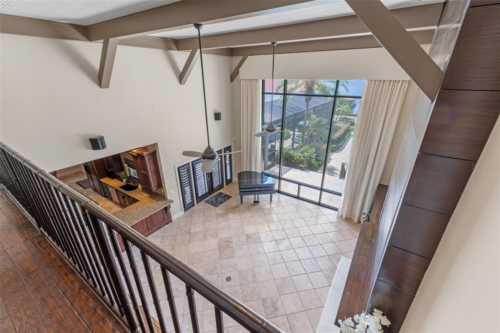 O6324706 Property Photo