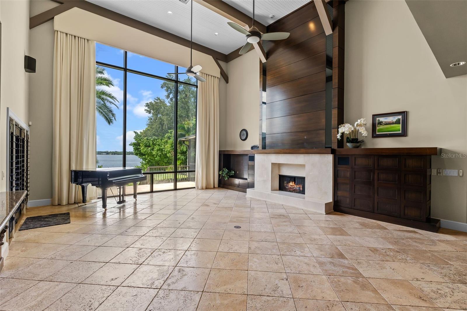 O6324706 Property Photo