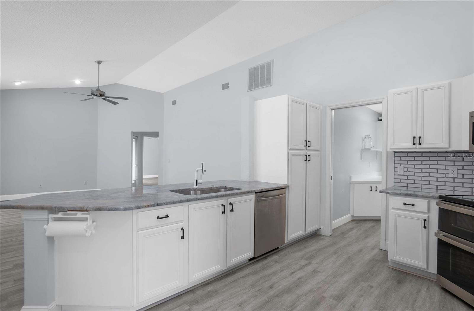 30 POPPY ST, HOMOSASSA, FL, 34446