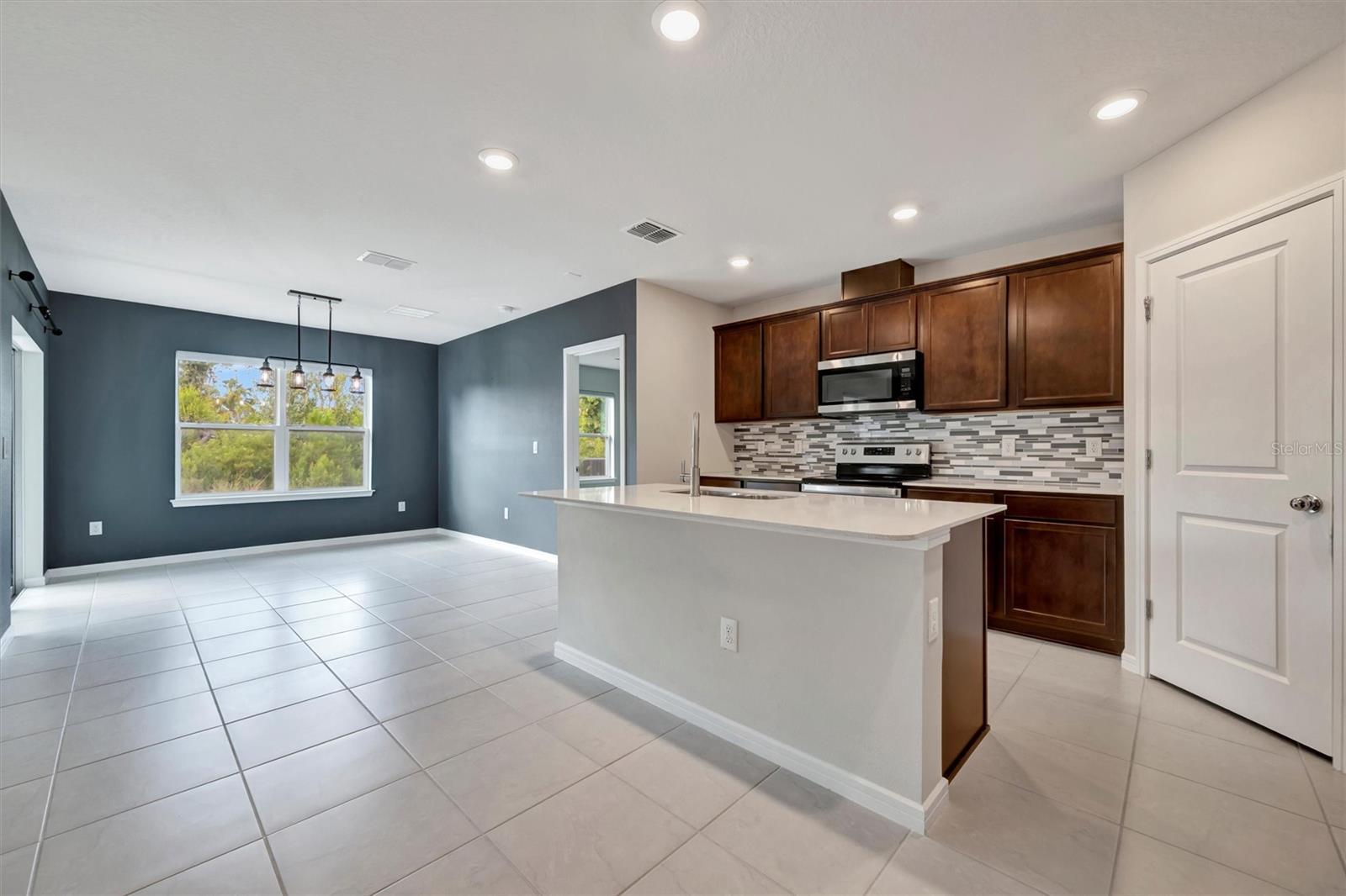 8526 ABALONE LOOP, PARRISH, FL, 34219