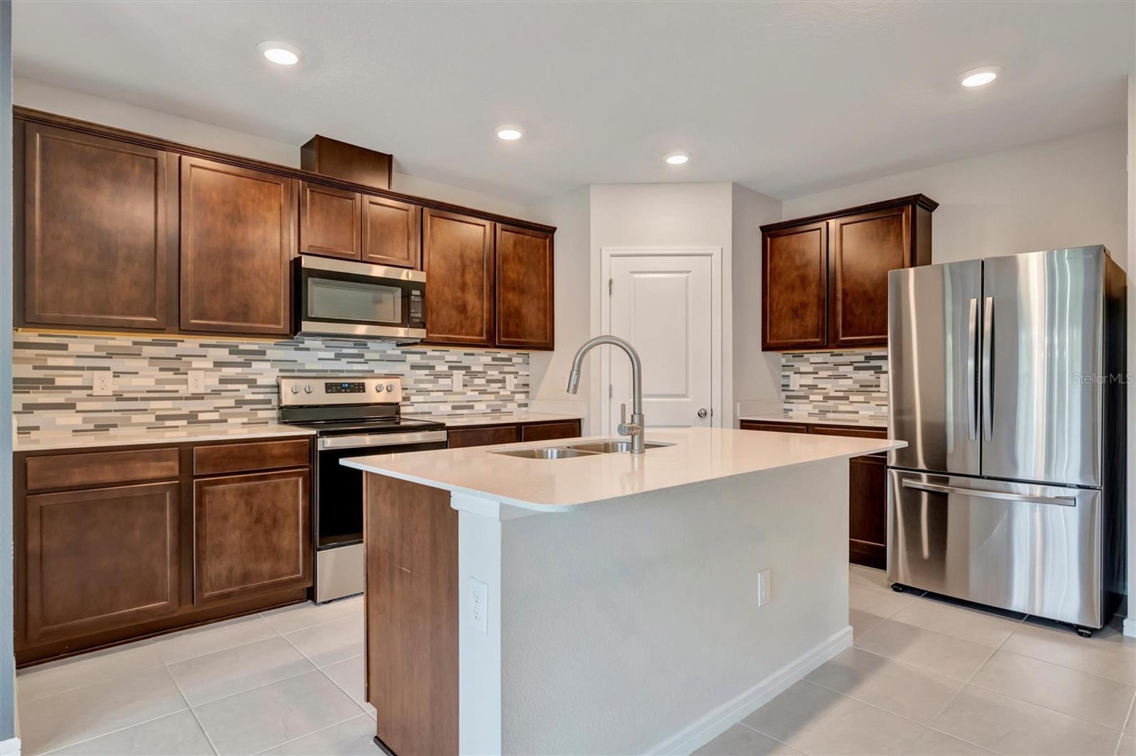 8526 ABALONE LOOP, PARRISH, FL, 34219