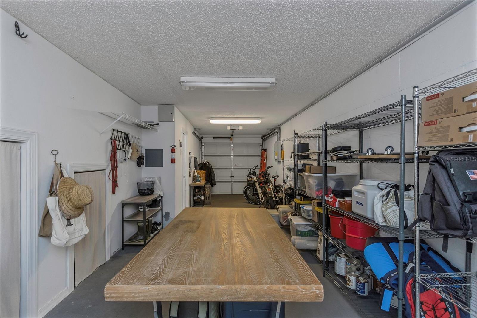 375 MADEIRA CIR, ST PETERSBURG, FL, 33715