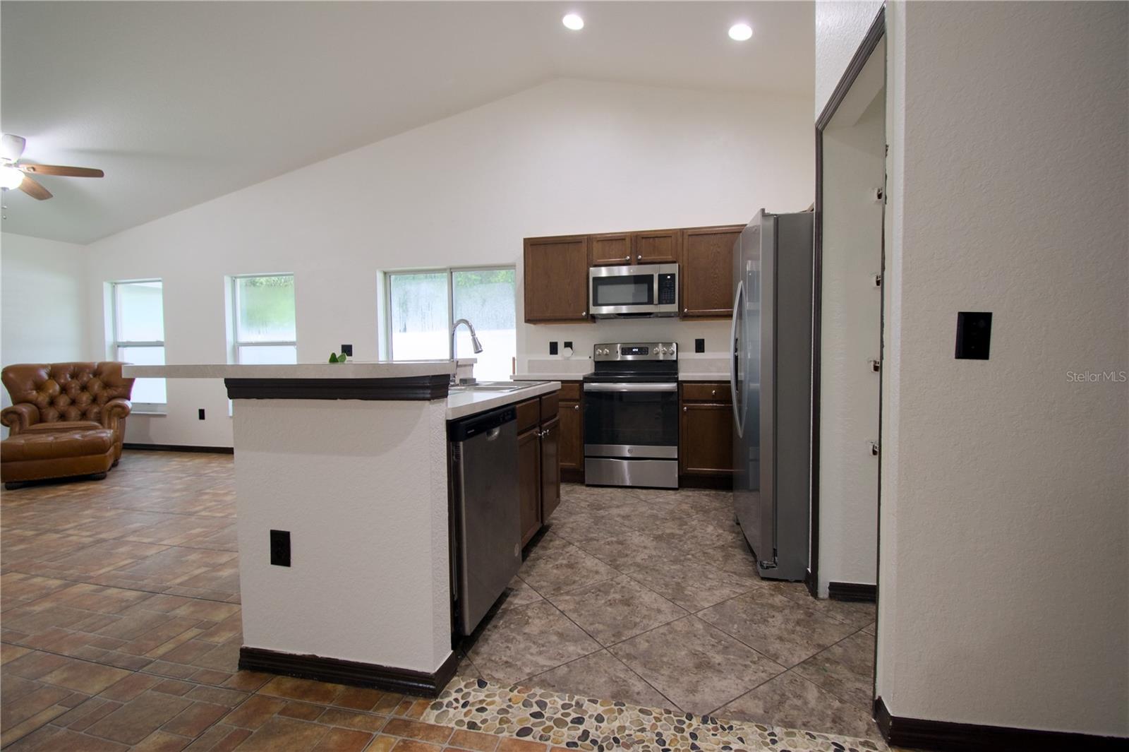 1821 WALLACE MANOR LN, WINTER HAVEN, FL, 33880