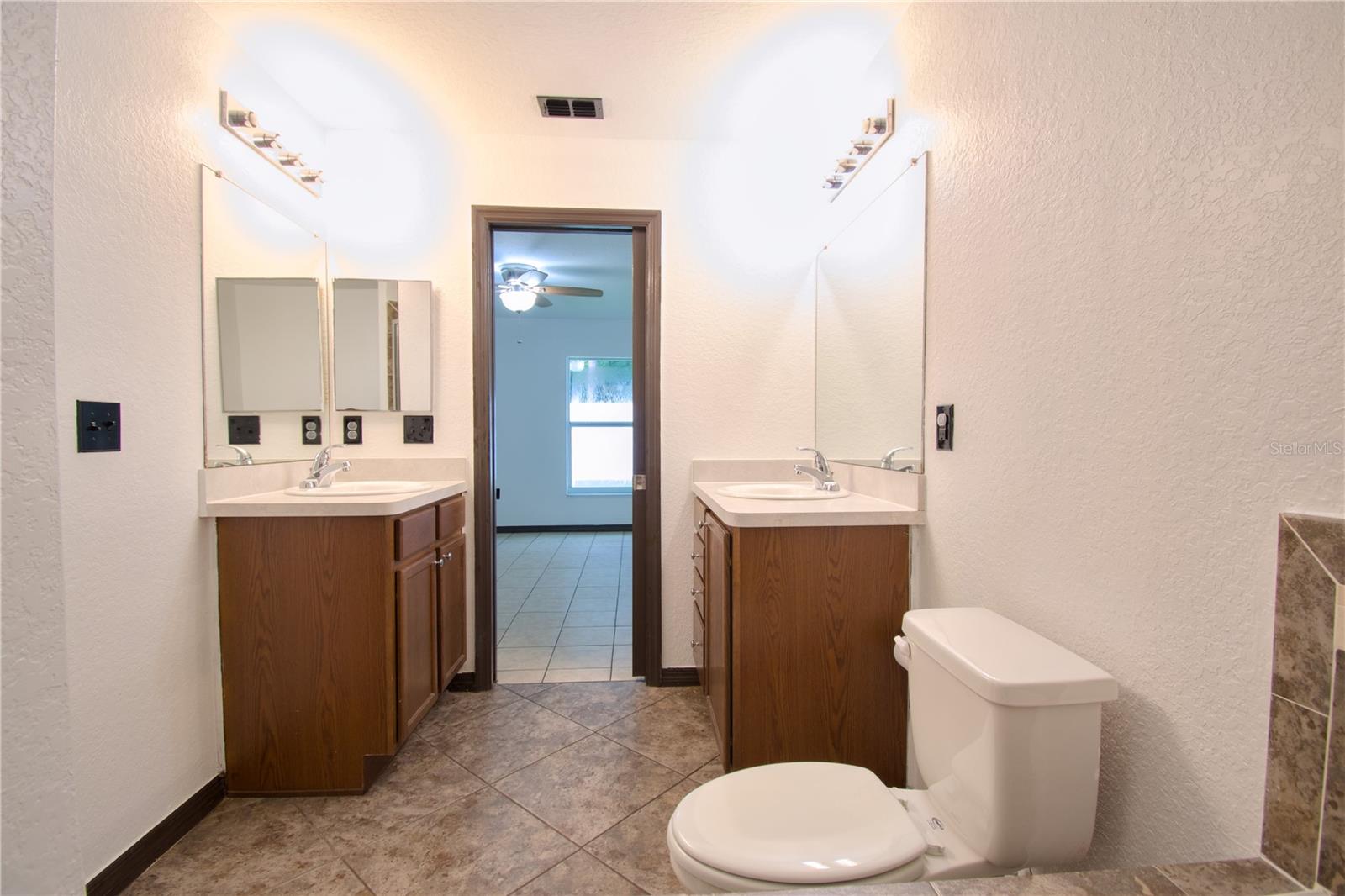 1821 WALLACE MANOR LN, WINTER HAVEN, FL, 33880