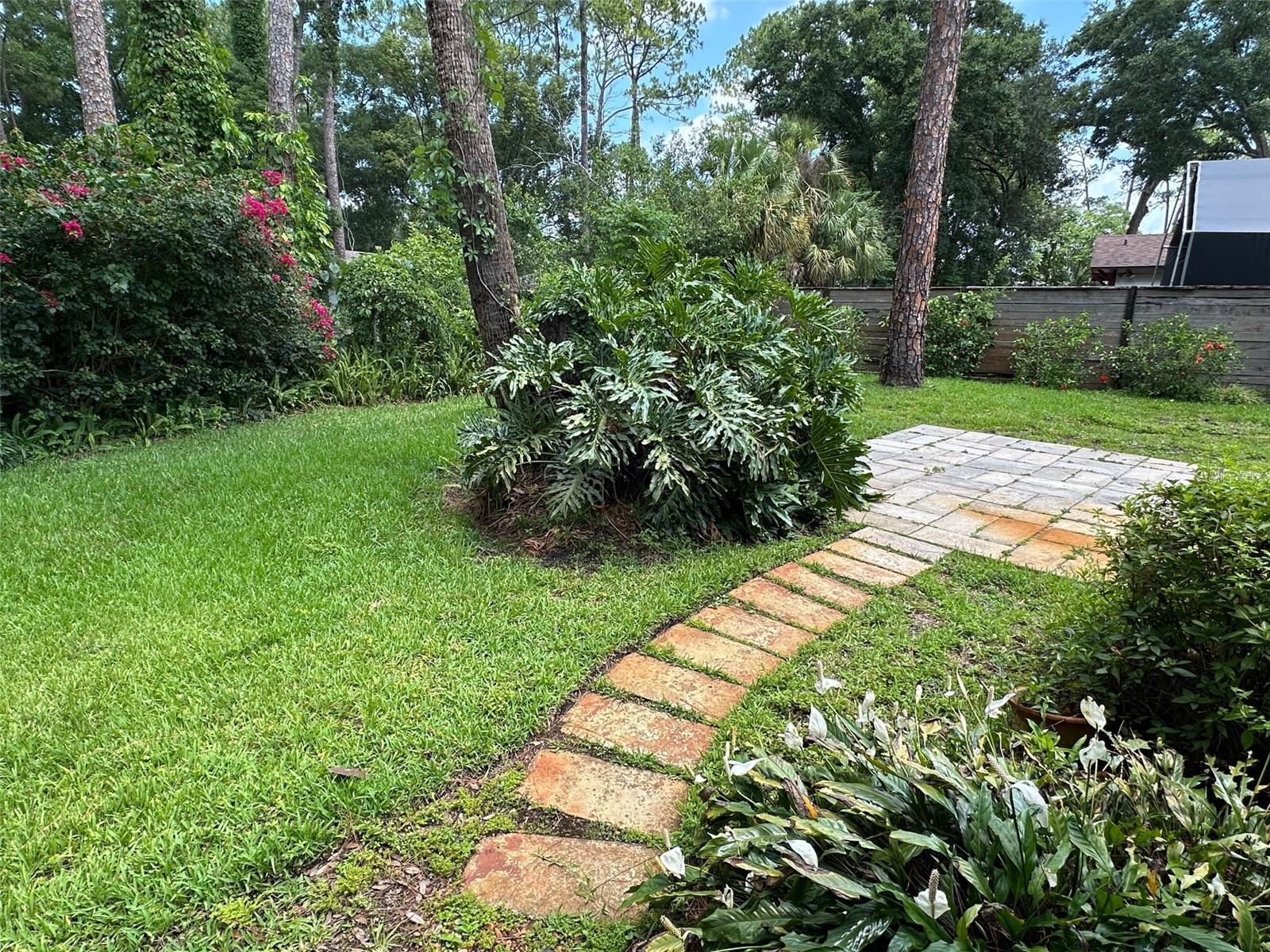 316 E CRYSTAL DR, SANFORD, FL, 32773