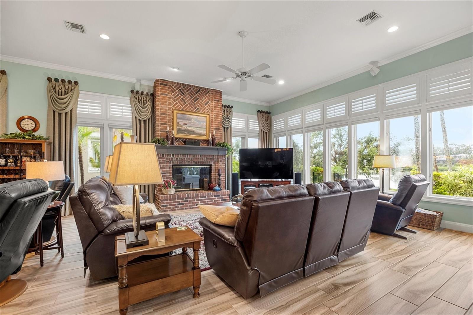 A4658109 Property Photo