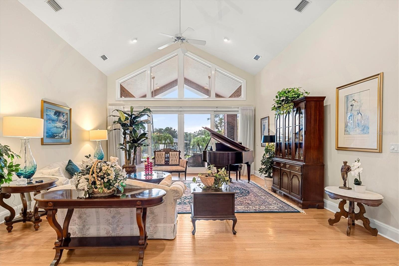 A4658109 Property Photo