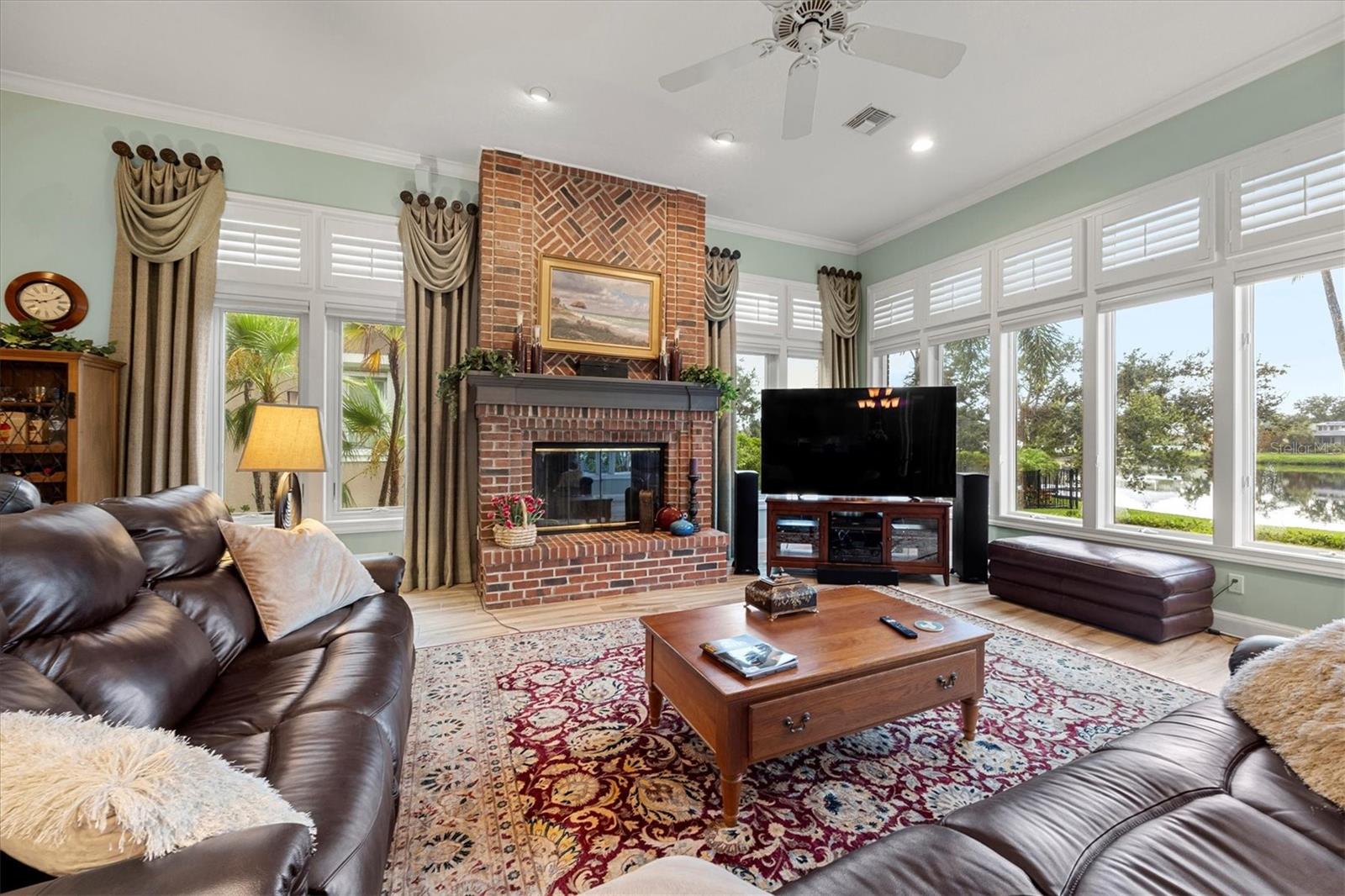 A4658109 Property Photo