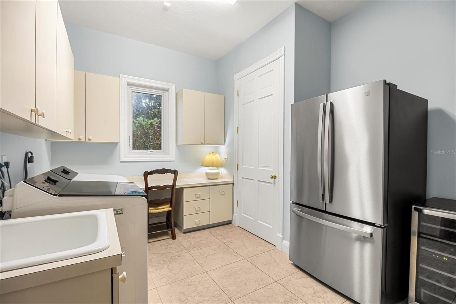 A4658109 Property Photo